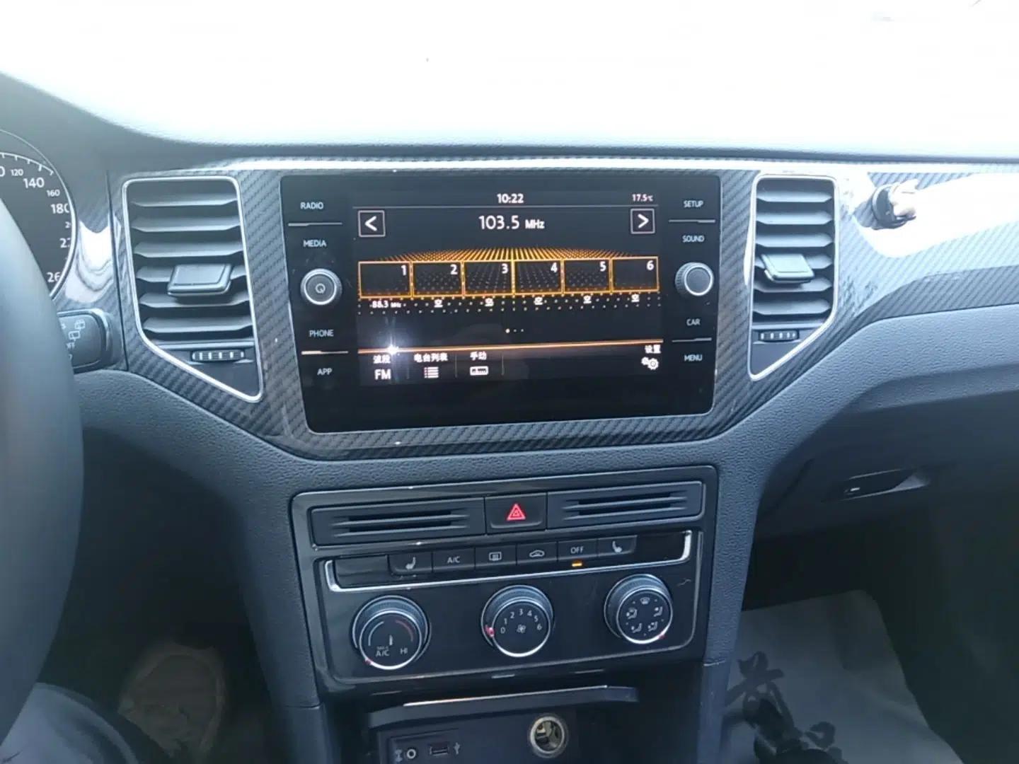 Volkswagen Golf Sportsvan 2016 280TSI Automatic Luxury Model — миниатюра 14