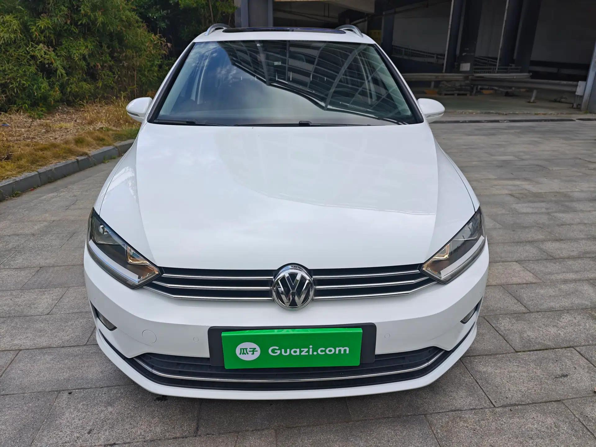 Volkswagen Golf Sportsvan 2016 280TSI Automatic Luxury Model — миниатюра 8