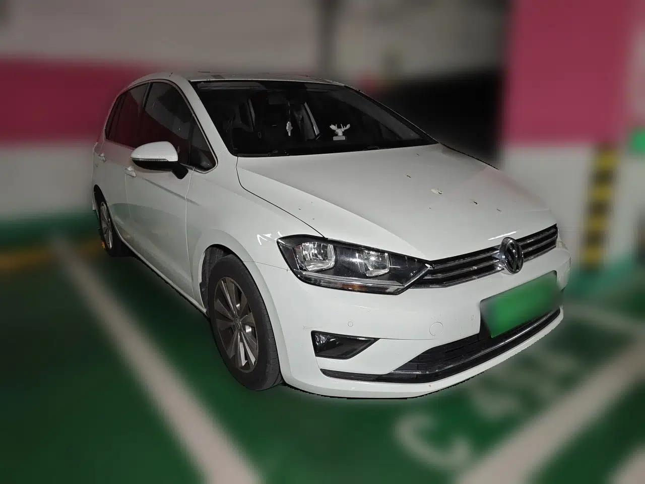 Volkswagen Golf Sportsvan 2016 230TSI Manual Entry-Level Trim — миниатюра 3