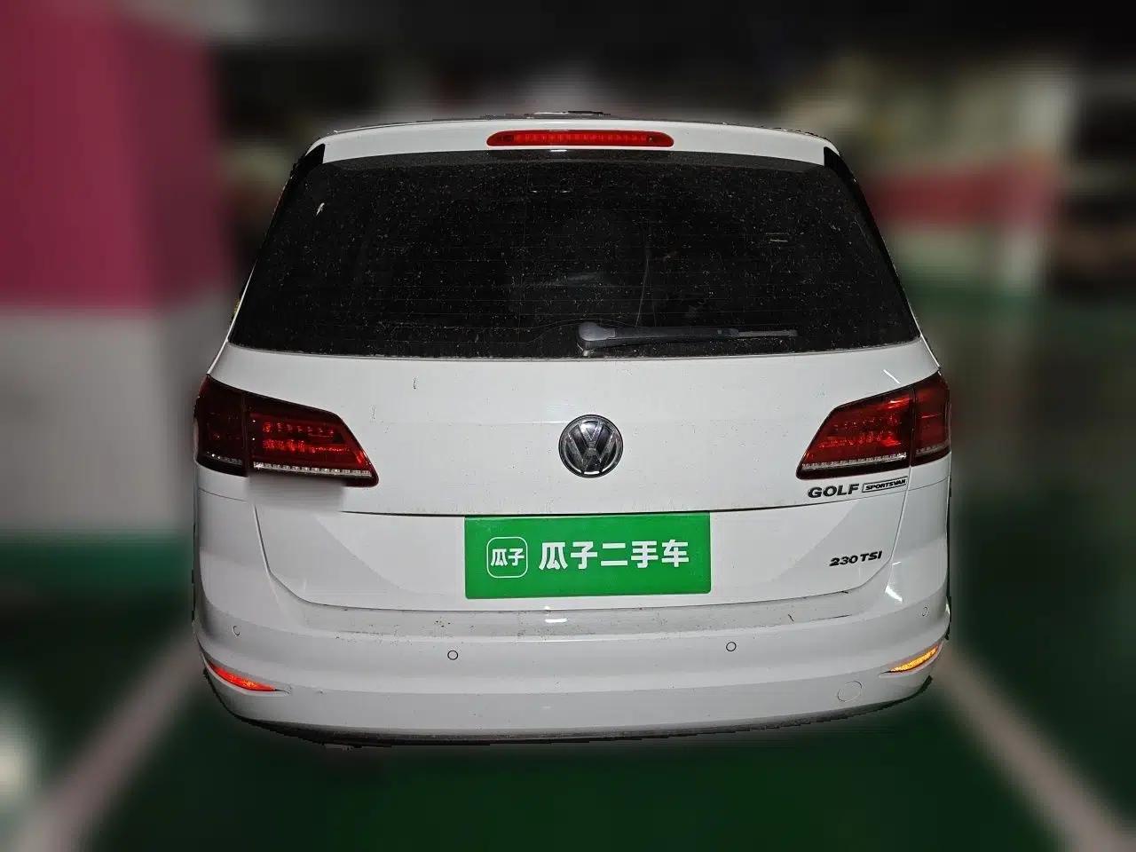Volkswagen Golf Sportsvan 2016 230TSI Manual Entry-Level Trim — миниатюра 5