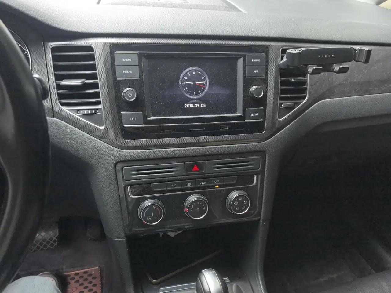 Volkswagen Golf Sportsvan 2016 230TSI Automatic Trend Edition — миниатюра 14