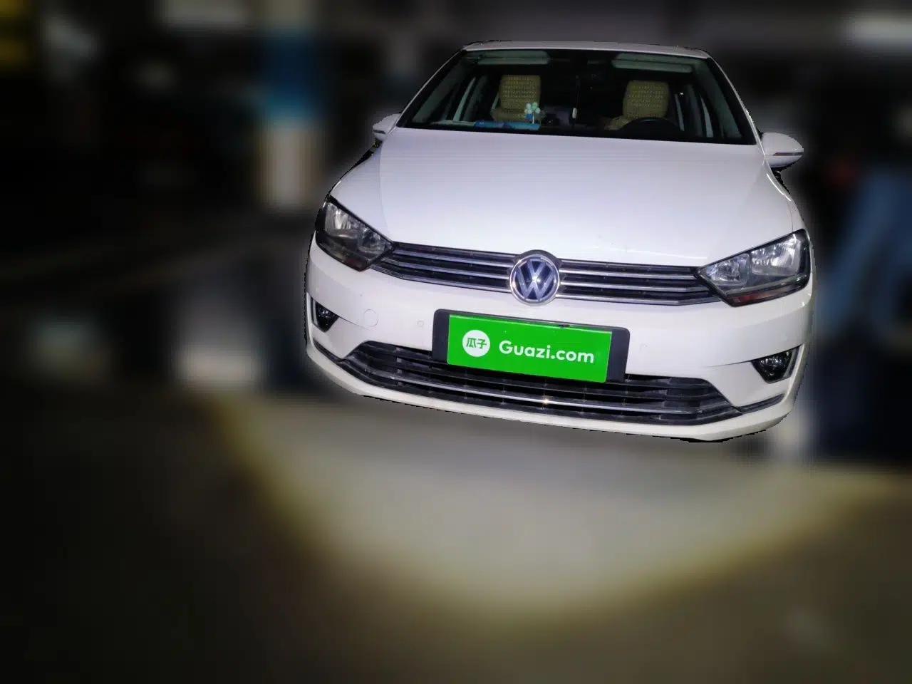 Volkswagen Golf Sportsvan 2016 230TSI Automatic Luxury Version — миниатюра 2