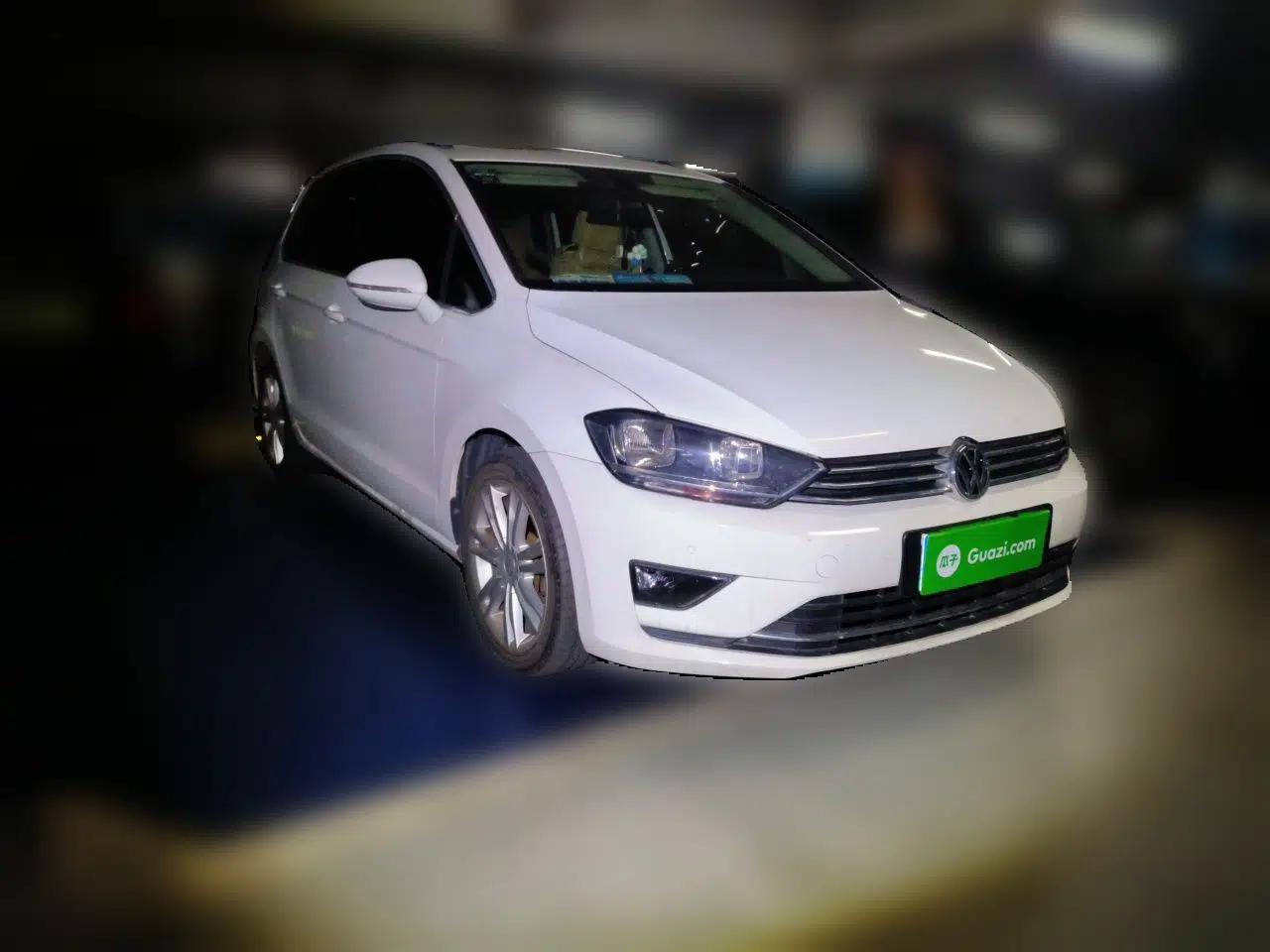 Volkswagen Golf Sportsvan 2016 230TSI Automatic Luxury Version — миниатюра 3
