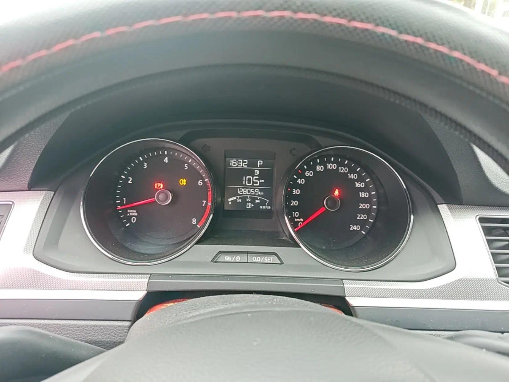 Volkswagen C-TREK 2018 1.5L Automatic Fashion Model — миниатюра 15