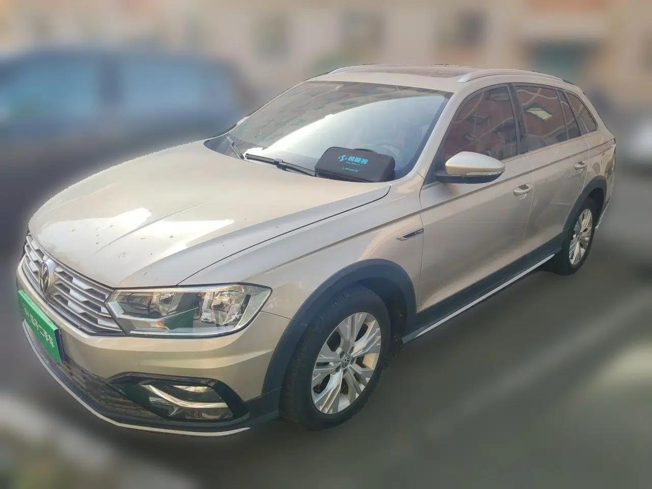 Volkswagen C-TREK 2017 1.6L Automatic Comfort Model — миниатюра 1