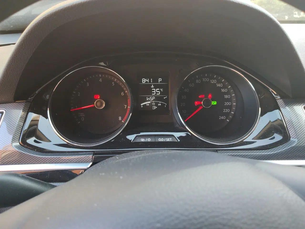 Volkswagen C-TREK 2017 1.6L Automatic Comfort Model — миниатюра 12