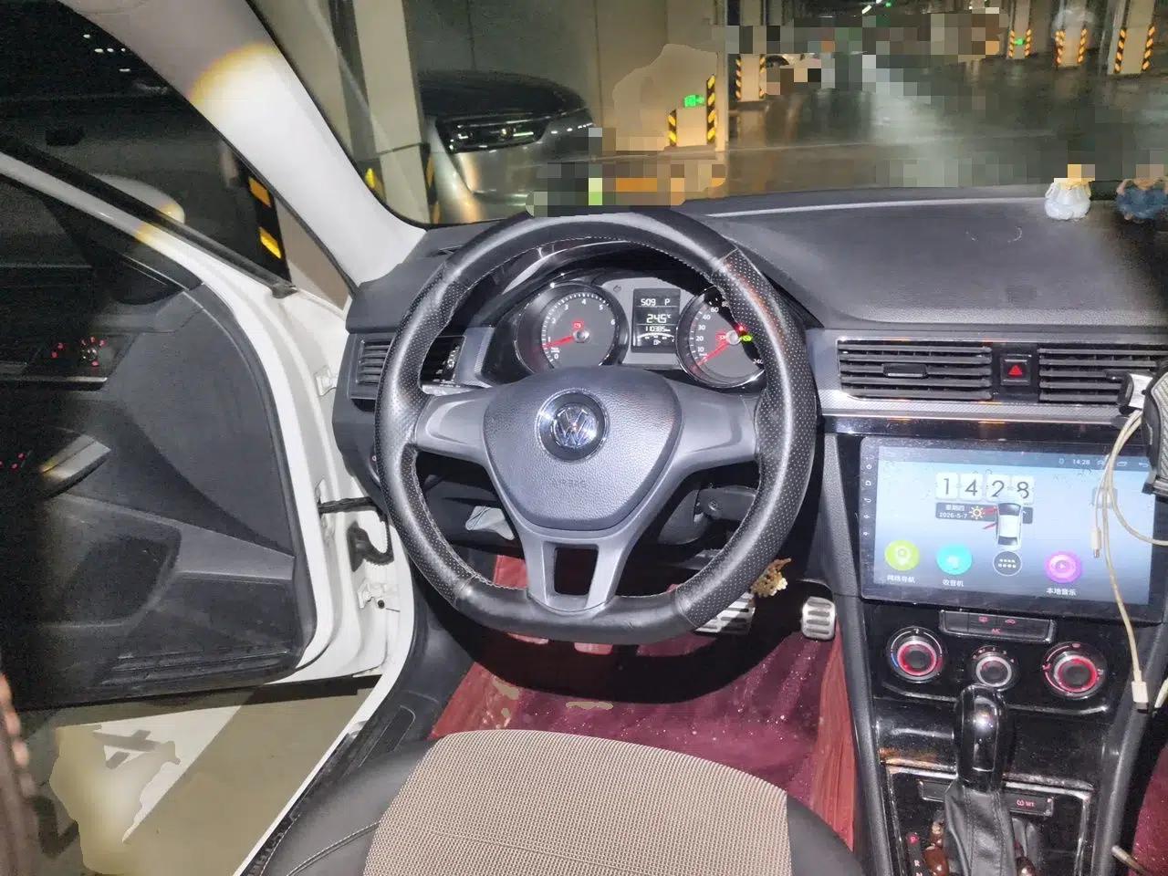 Volkswagen C-TREK 2017 1.6L Automatic Comfort Model — миниатюра 11