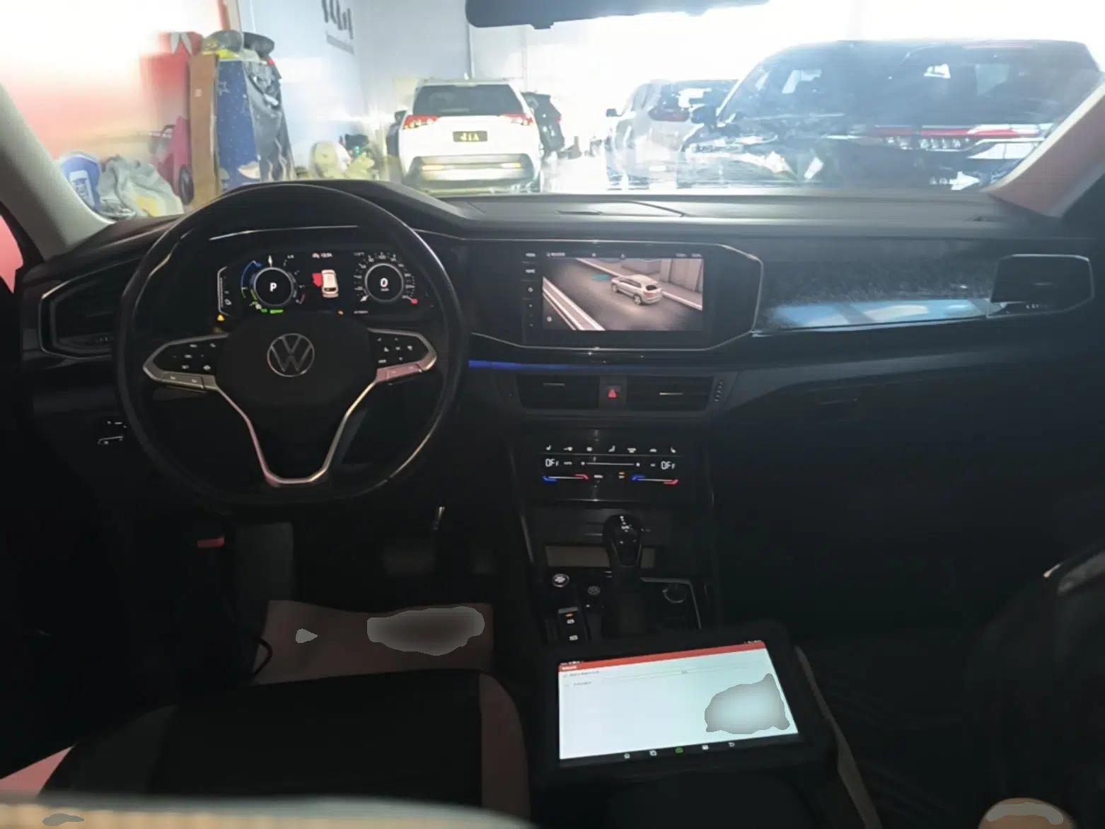 Volkswagen Tayron GTE Plug-in Hybrid 2022 1.4T Luxury Edition — миниатюра 13
