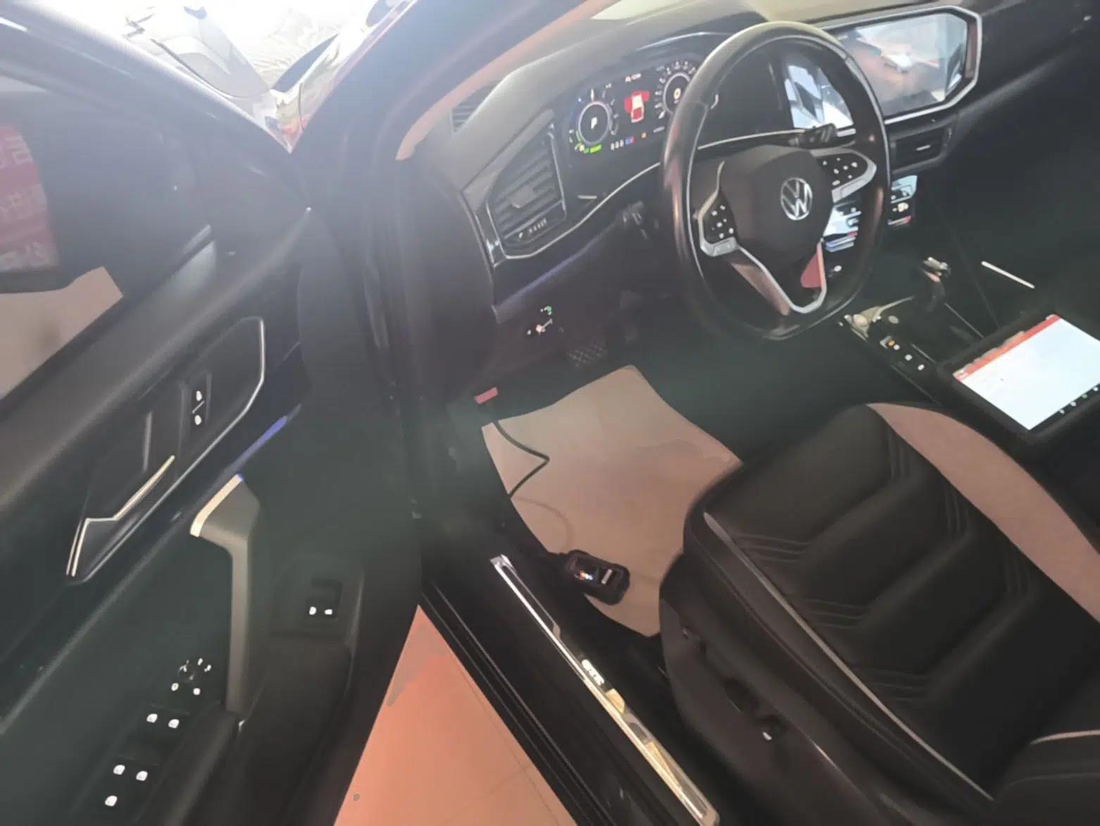 Volkswagen Tayron GTE Plug-in Hybrid 2022 1.4T Luxury Edition — миниатюра 19