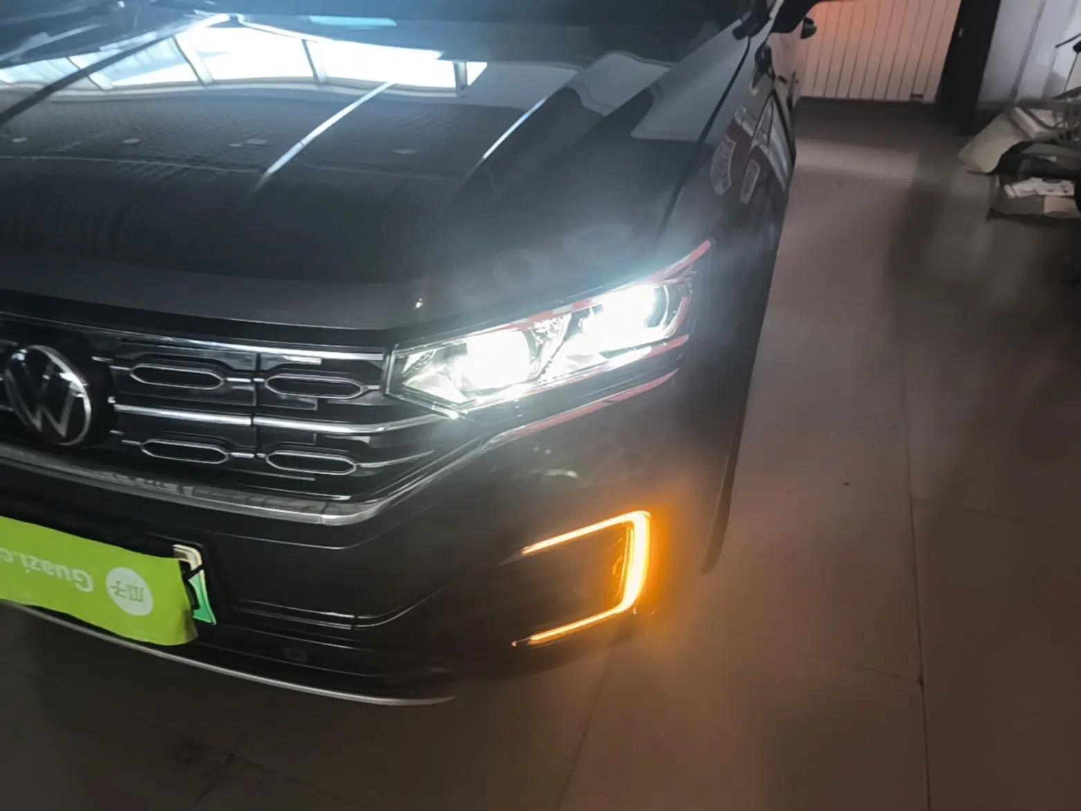 Volkswagen Tayron GTE Plug-in Hybrid 2022 1.4T Luxury Edition — миниатюра 9