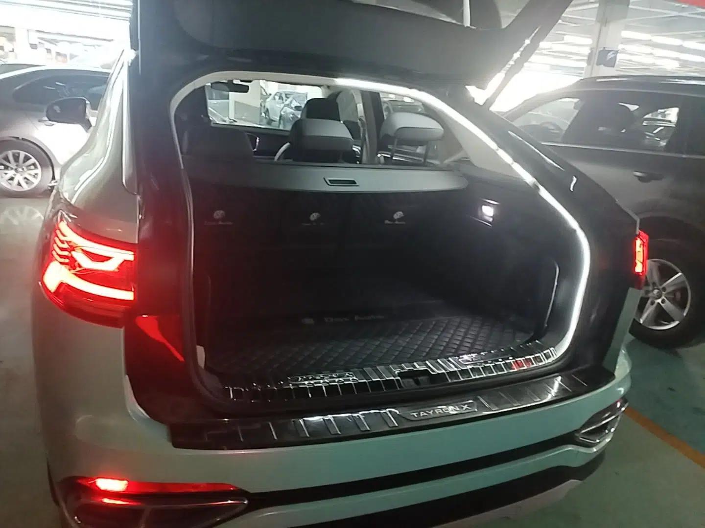 Volkswagen Tayron X 2020 330TSI Two-Wheel Drive Luxury Smart Connectivity Version — миниатюра 22