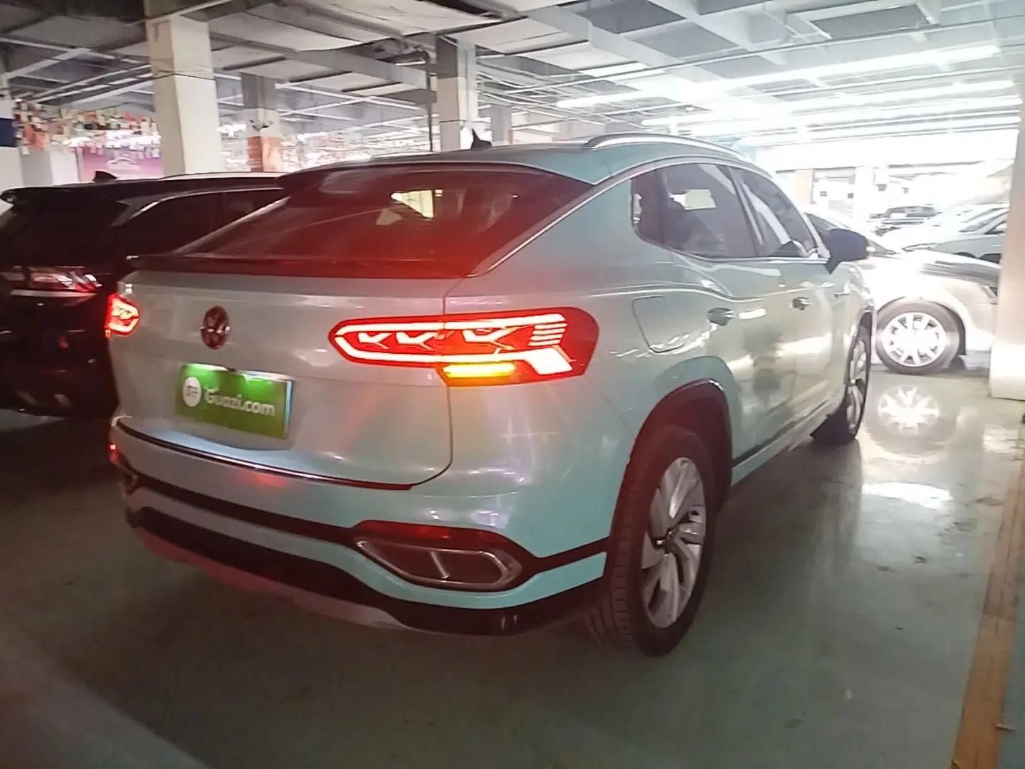 Volkswagen Tayron X 2020 330TSI Two-Wheel Drive Luxury Smart Connectivity Version — миниатюра 6