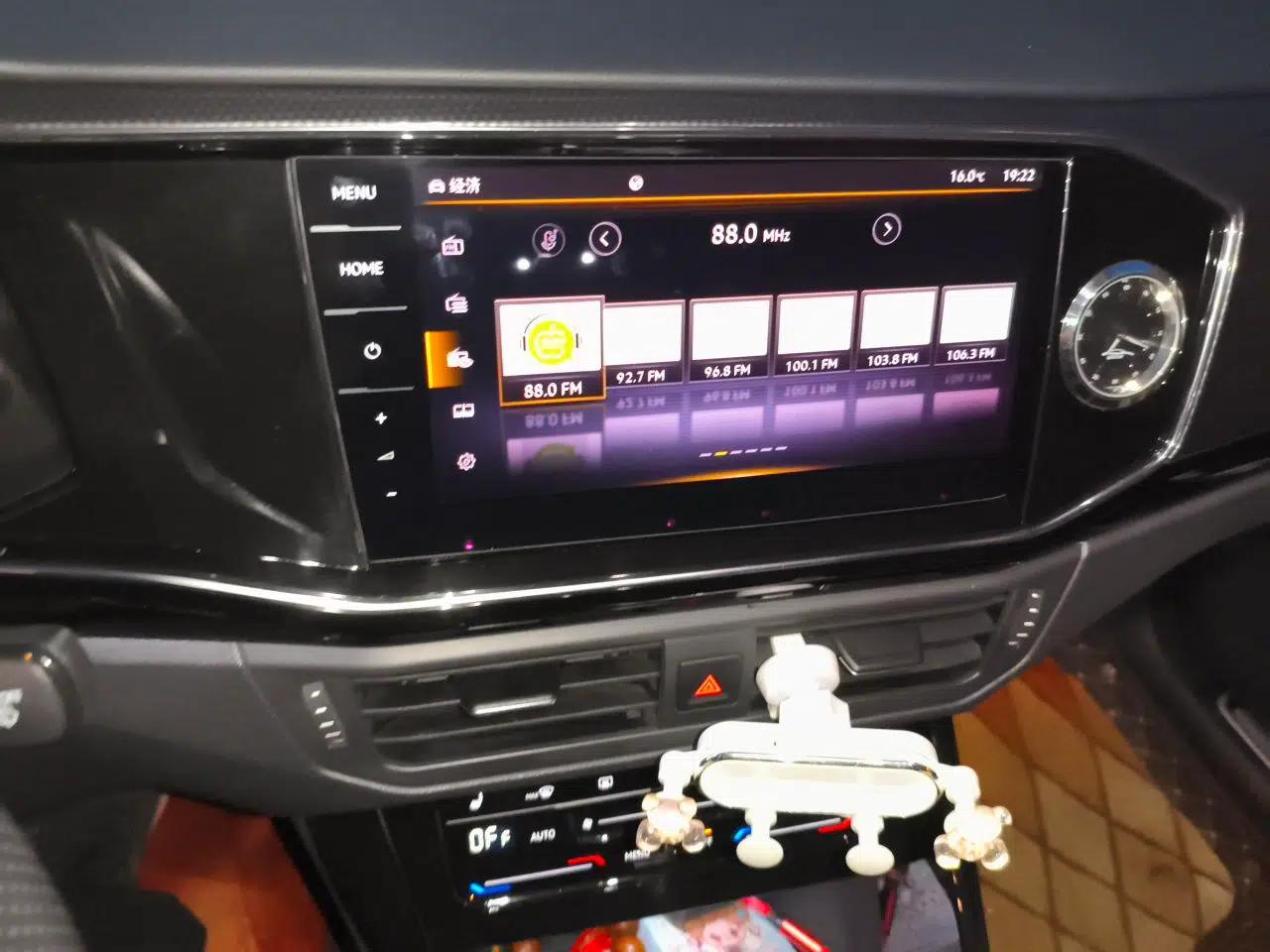 Volkswagen Tayron X 2020 330TSI Two-Wheel Drive Luxury Smart Connectivity Version — миниатюра 14