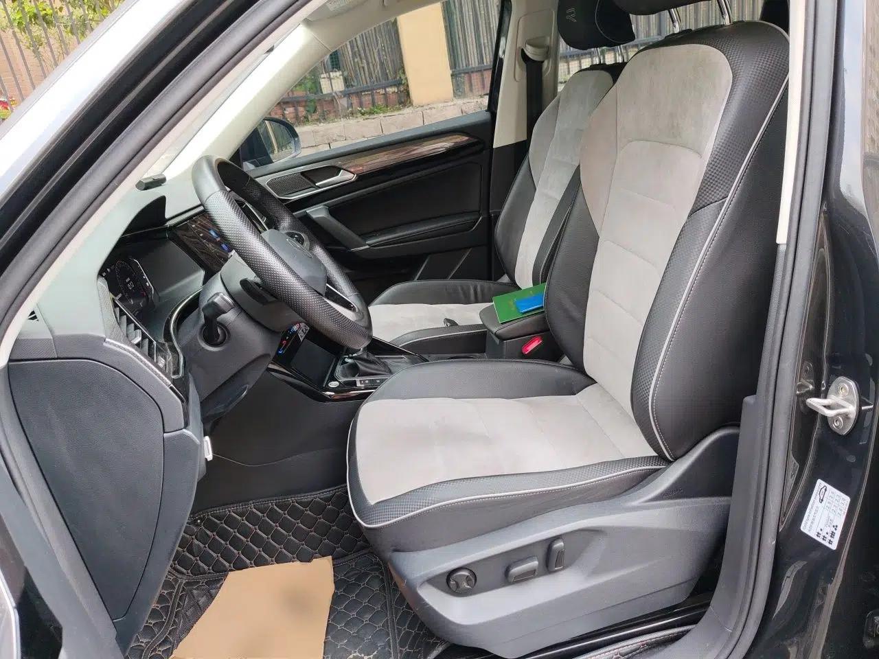 Volkswagen Tayron X 2020 330TSI Two-Wheel Drive Luxury Smart Connectivity Version — миниатюра 16