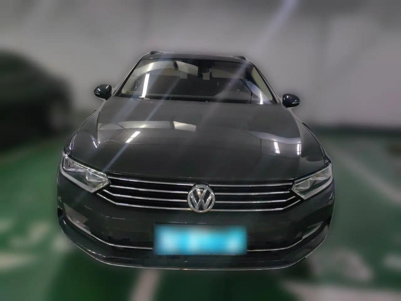 Volkswagen Variant 2016 380TSI Two-Wheel-Drive Style Edition — миниатюра 2