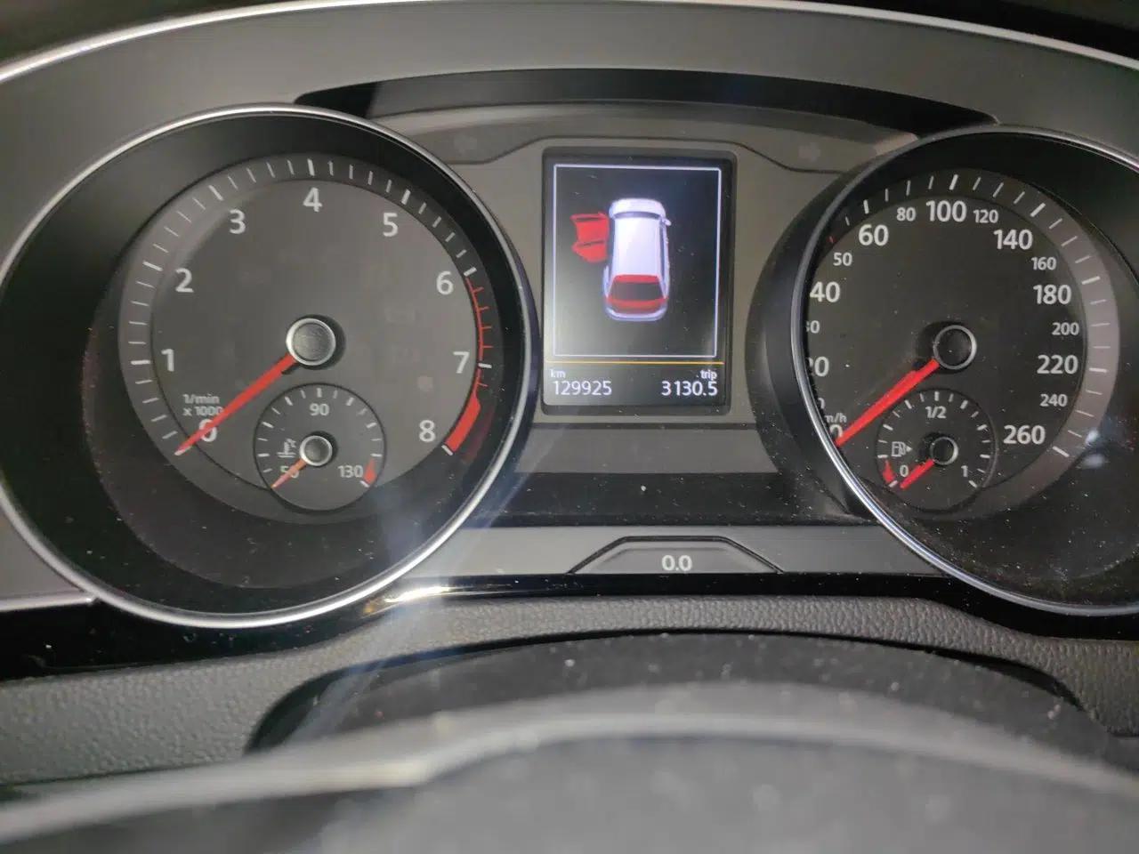 Volkswagen Variant 2016 380TSI Two-Wheel-Drive Style Edition — миниатюра 13