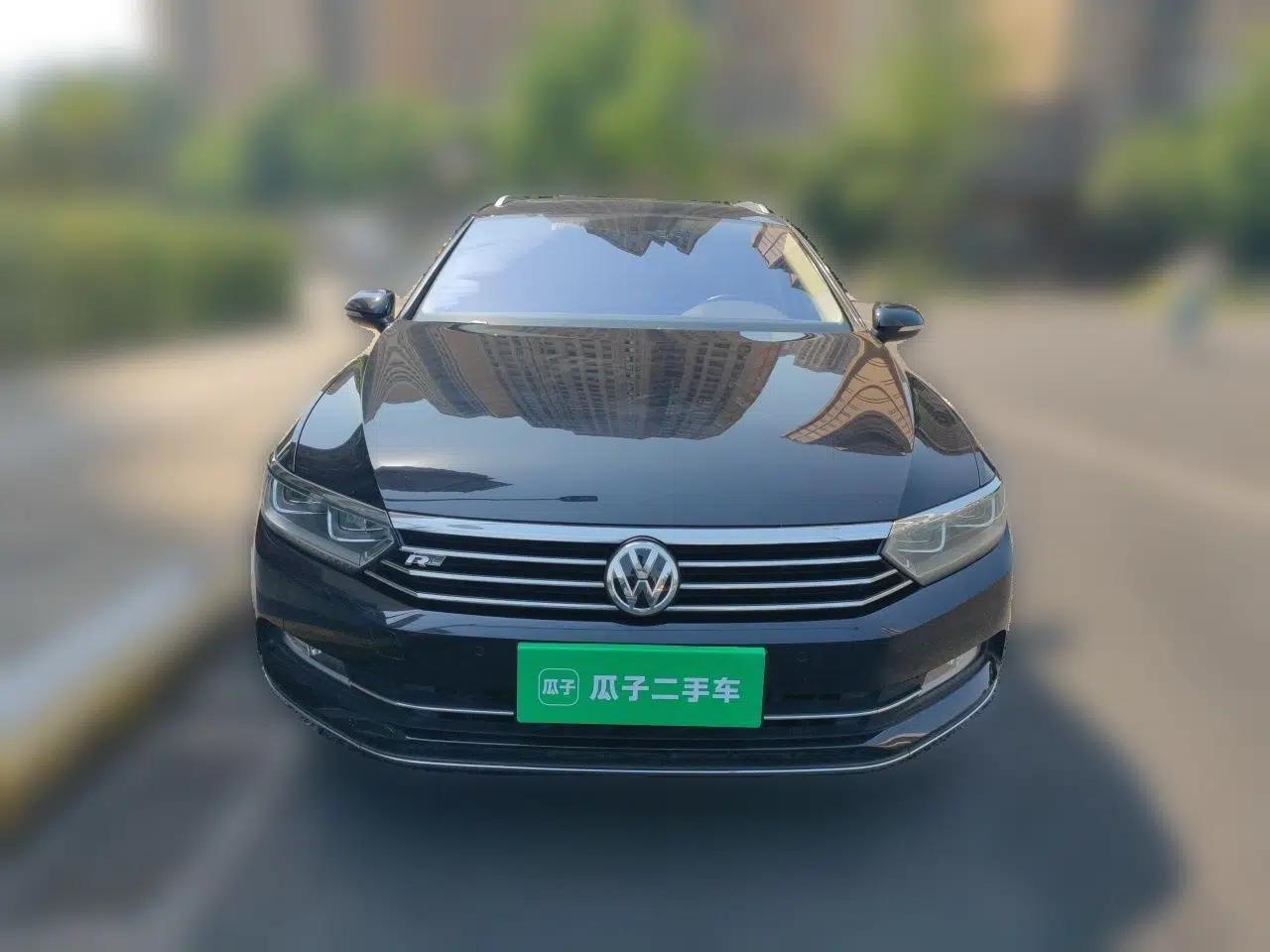 Volkswagen Variant 2018 380TSI Two-Wheel Drive R-Line Version — миниатюра 2
