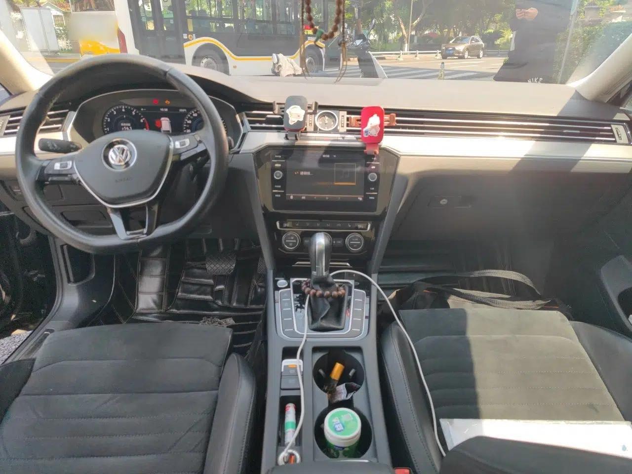 Volkswagen Variant 2018 380TSI Two-Wheel Drive R-Line Version — миниатюра 10