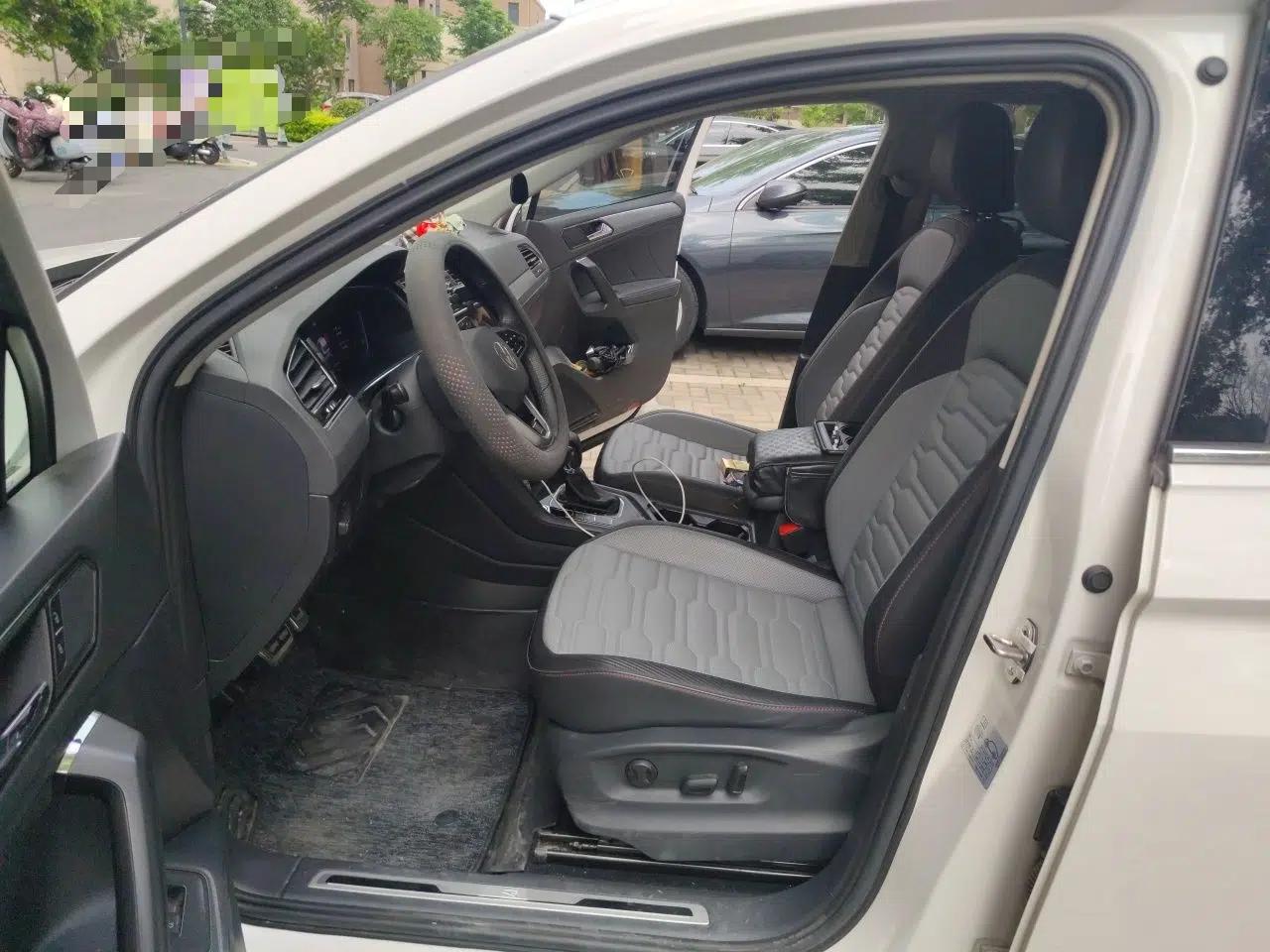 Volkswagen Tiguan X 2021 330TSI Two-Wheel Drive Enjoyment Version — миниатюра 16