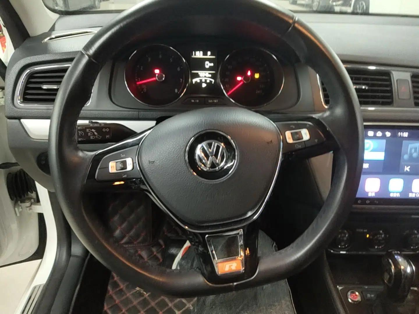 Volkswagen Gran Lavida 2017 180TSI DSG Comfort Edition — миниатюра 14