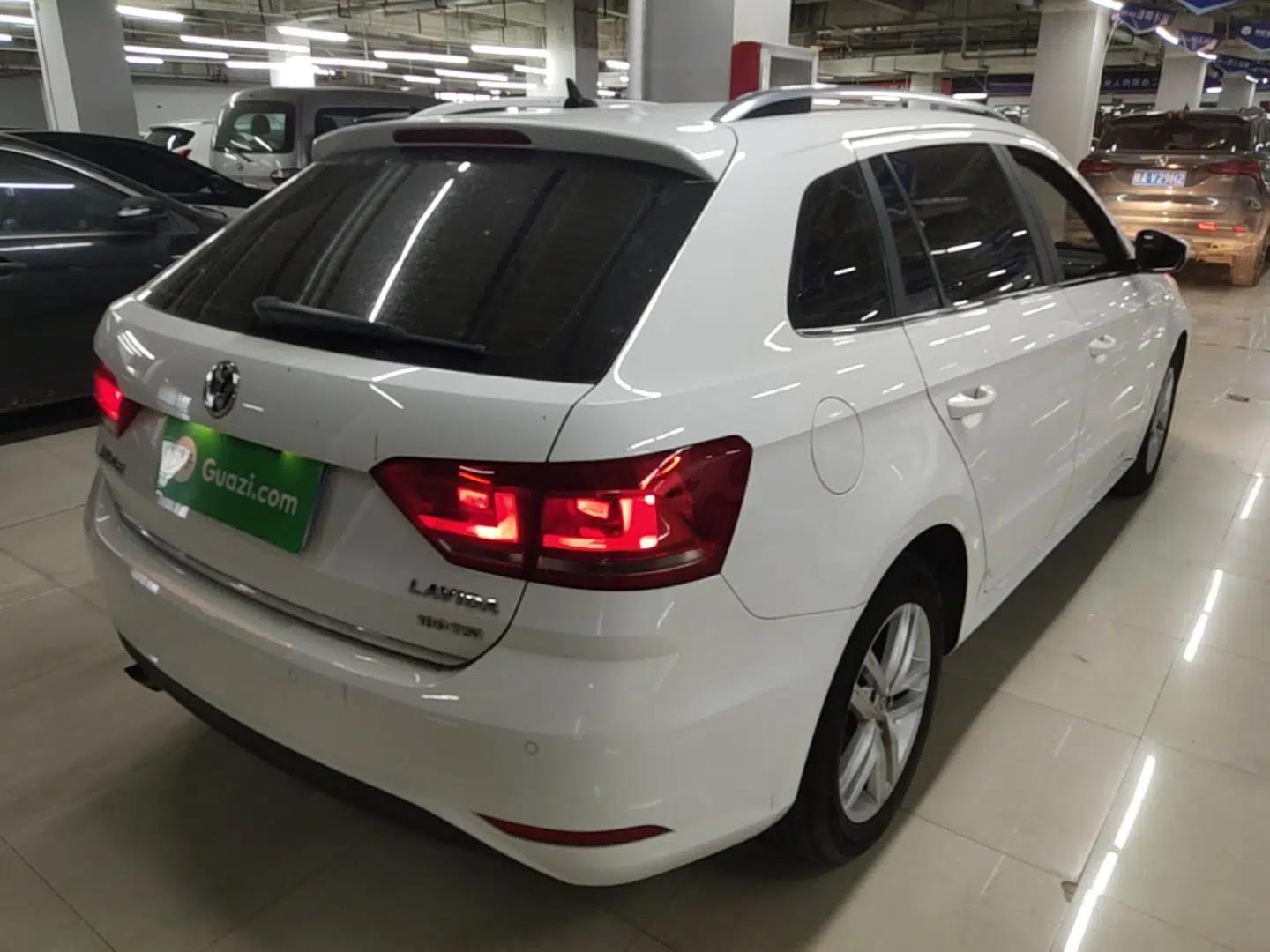 Volkswagen Gran Lavida 2017 180TSI DSG Comfort Edition — миниатюра 6