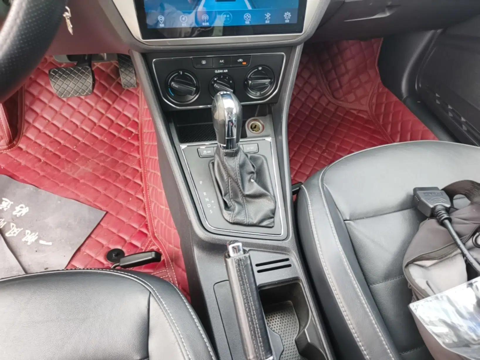 Volkswagen Gran Lavida 2015 230TSI DSG Comfort Edition — миниатюра 17