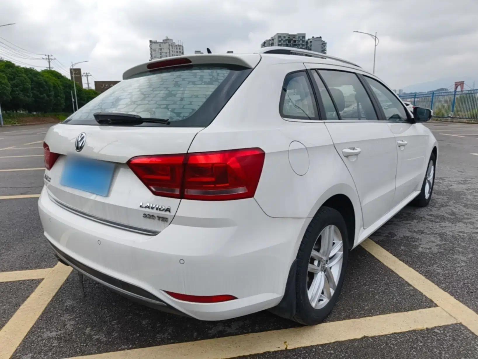 Volkswagen Gran Lavida 2015 230TSI DSG Comfort Edition — миниатюра 6