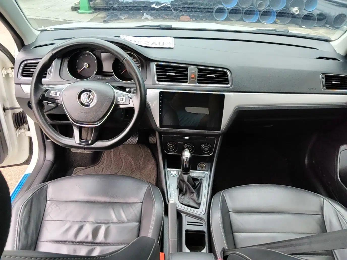 Volkswagen Gran Lavida 2017 230TSI DSG Comfort Edition — миниатюра 13