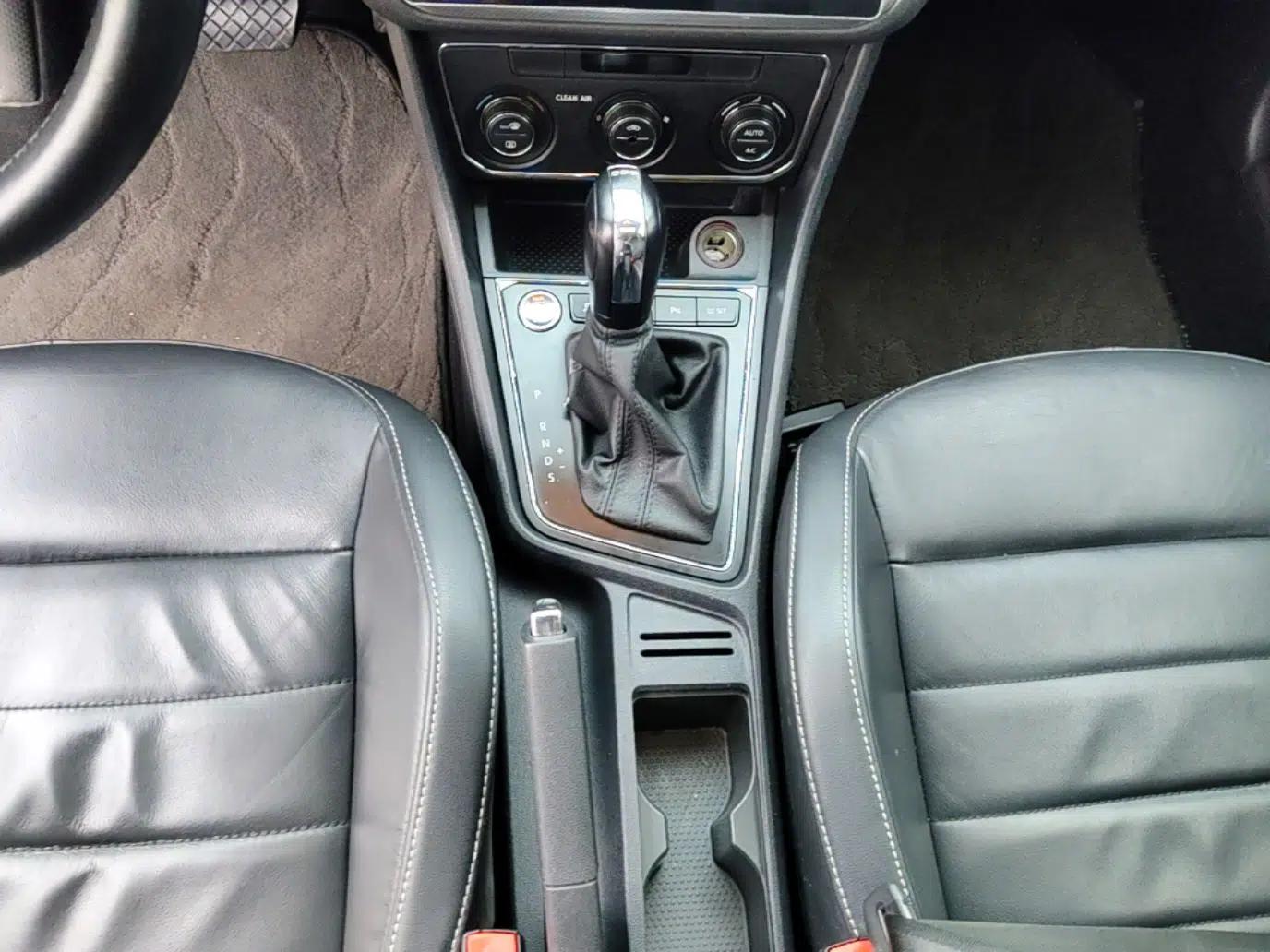 Volkswagen Gran Lavida 2017 230TSI DSG Comfort Edition — миниатюра 17