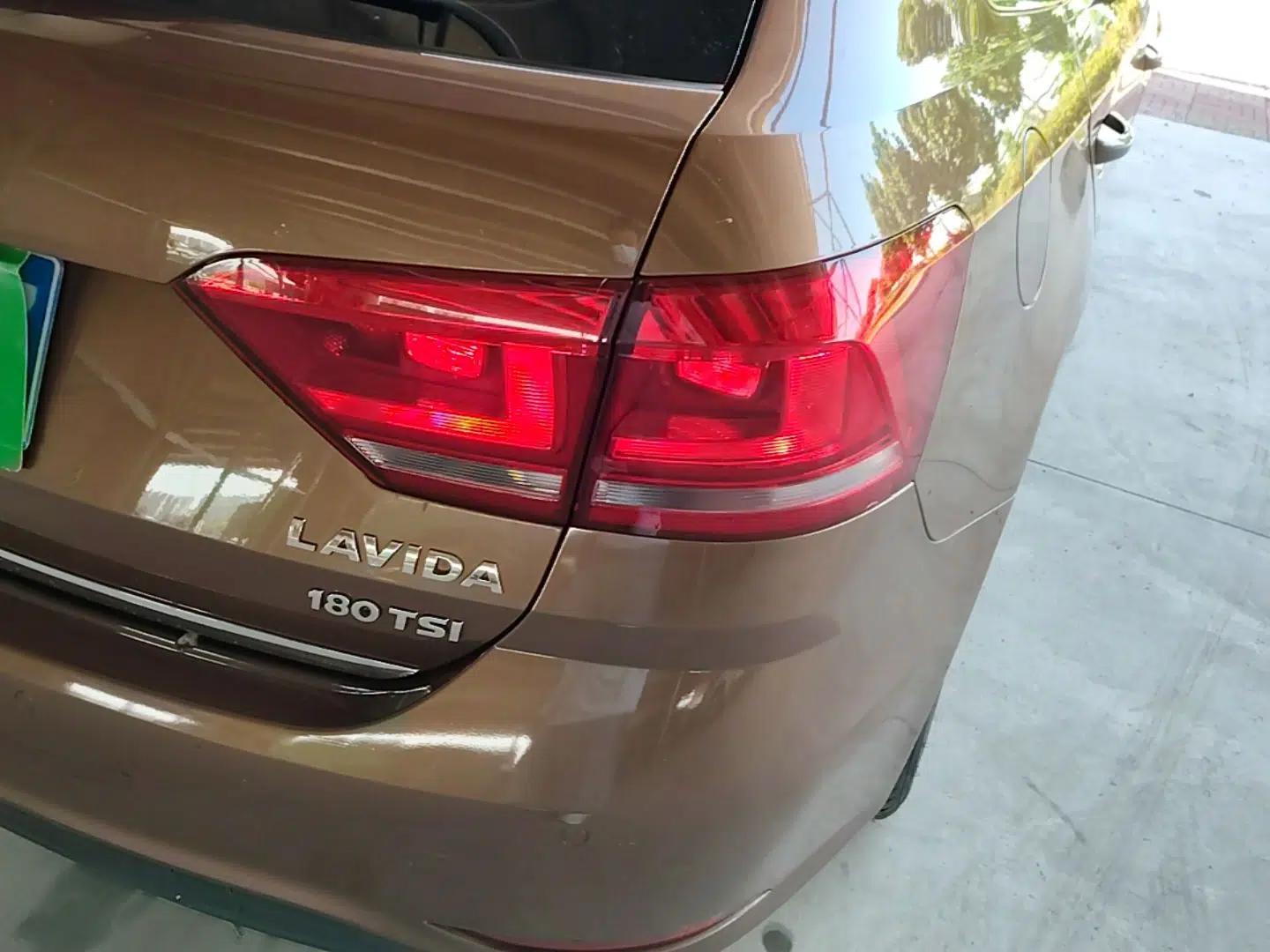 Volkswagen Gran Lavida 2017 180TSI DSG Comfort Edition — миниатюра 7