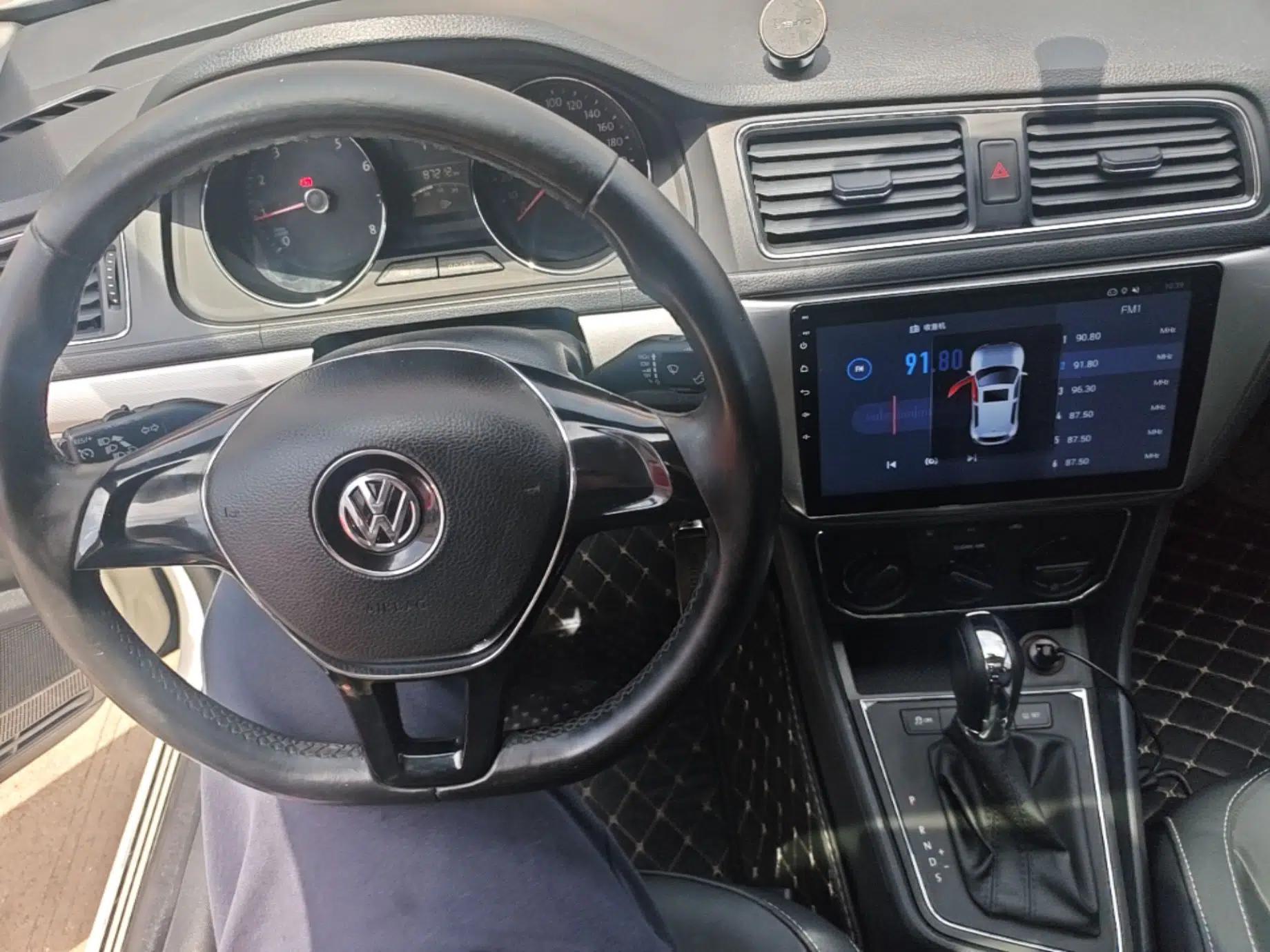 Volkswagen Gran Lavida 2015 1.6L Automatic Comfort Edition — миниатюра 13