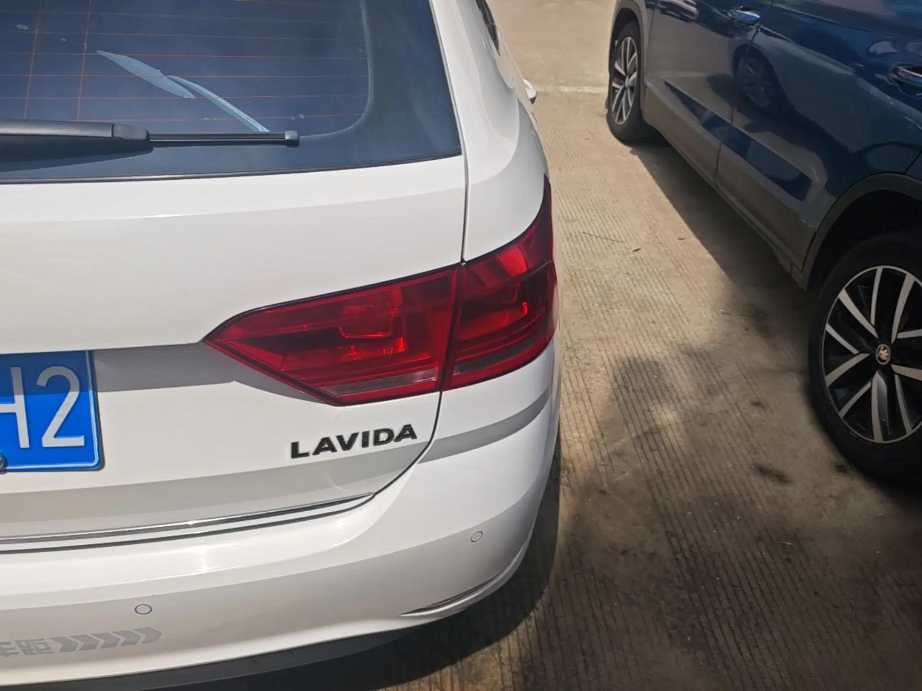 Volkswagen Gran Lavida 2015 1.6L Automatic Comfort Edition — миниатюра 7
