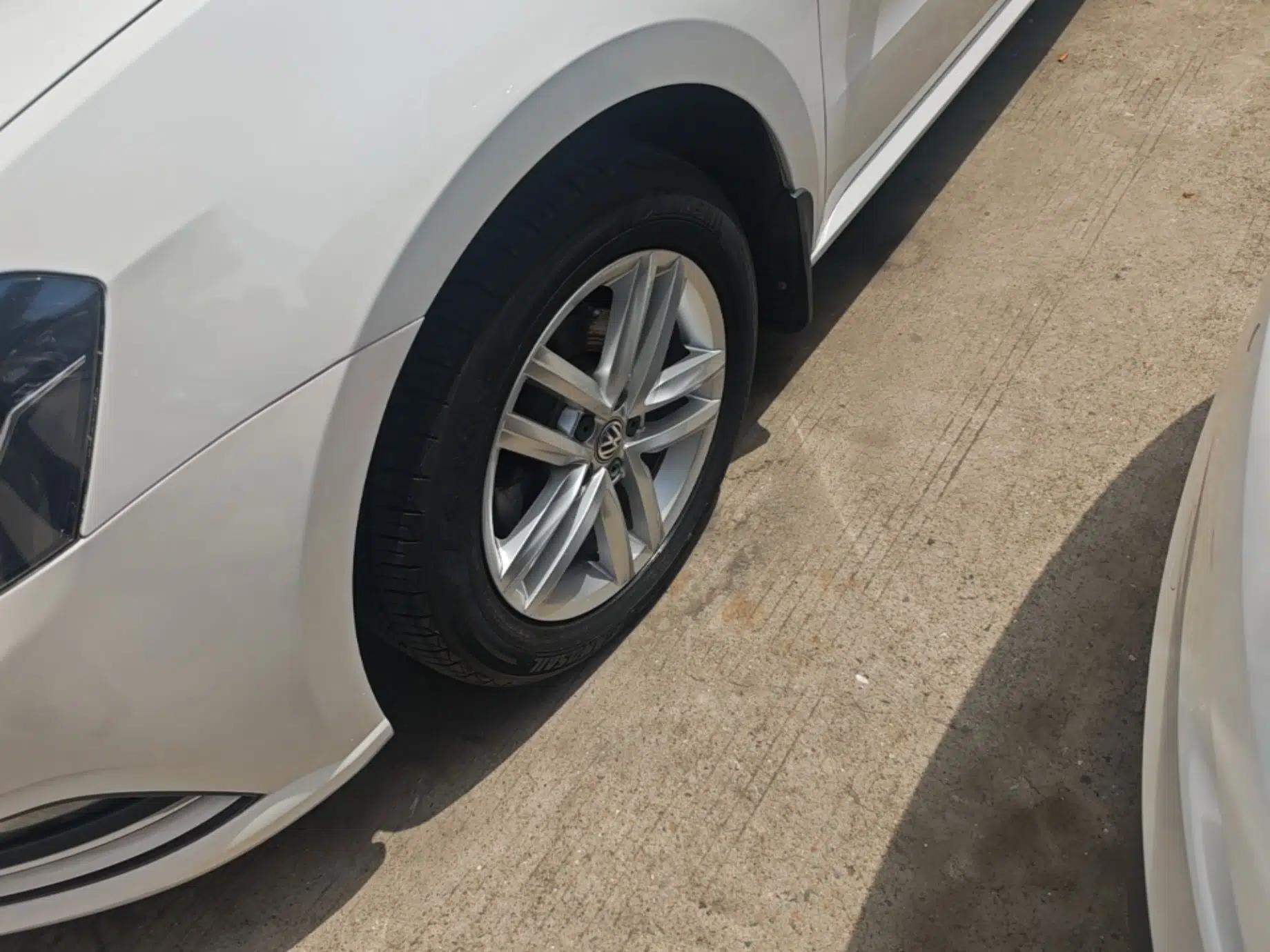 Volkswagen Gran Lavida 2015 1.6L Automatic Comfort Edition — миниатюра 8