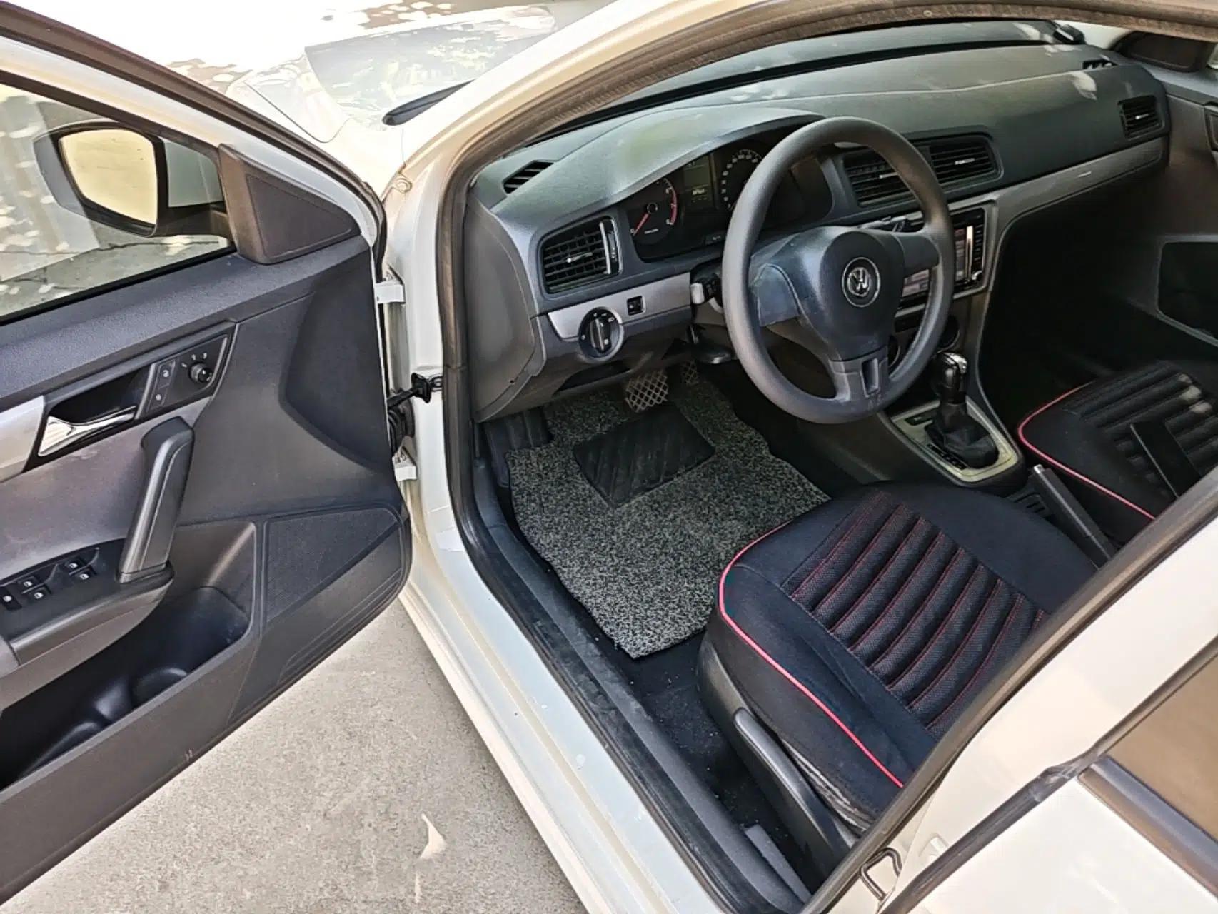 Volkswagen Gran Lavida 2013 1.6L Automatic Fashion Model — миниатюра 19