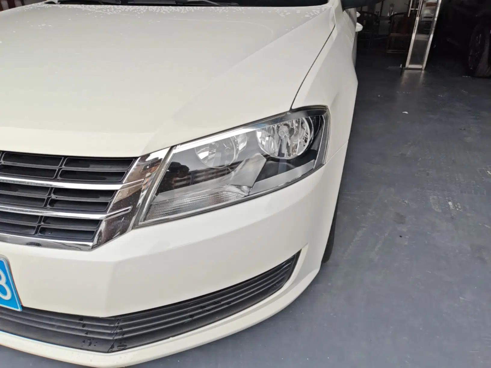 Volkswagen Gran Lavida 2013 1.6L Automatic Fashion Model — миниатюра 2