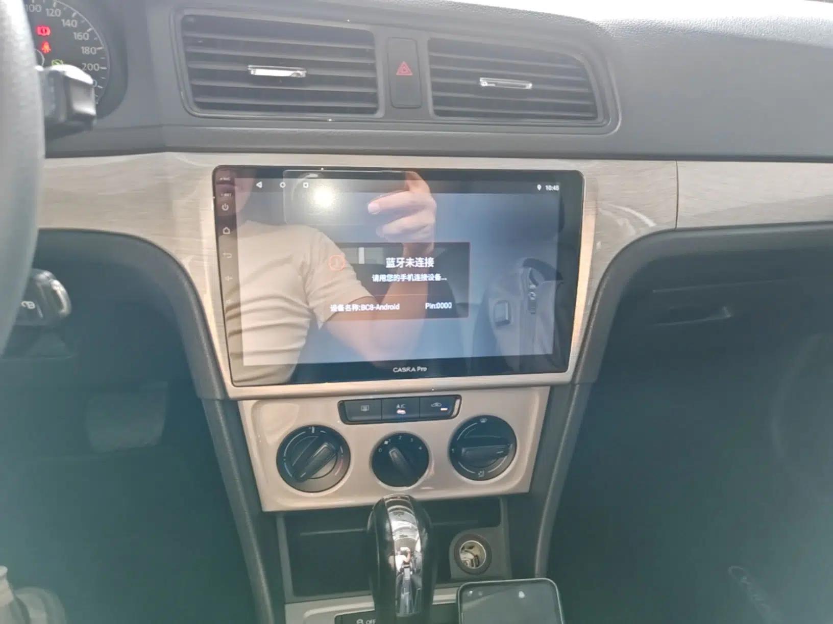 Volkswagen Gran Lavida 2013 1.6L Automatic Fashion Model — миниатюра 13