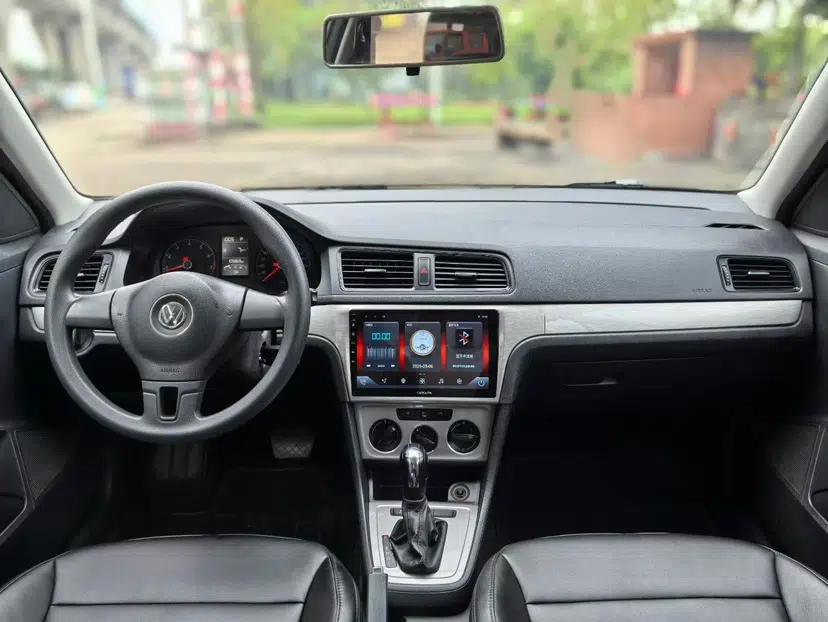Volkswagen Gran Lavida 2013 1.6L Automatic Fashion Model — миниатюра 19