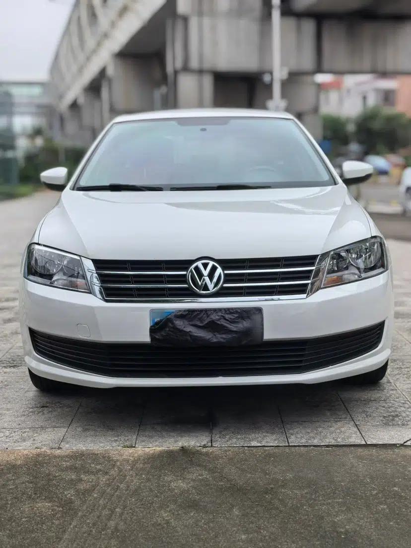 Volkswagen Gran Lavida 2013 1.6L Automatic Fashion Model — миниатюра 3