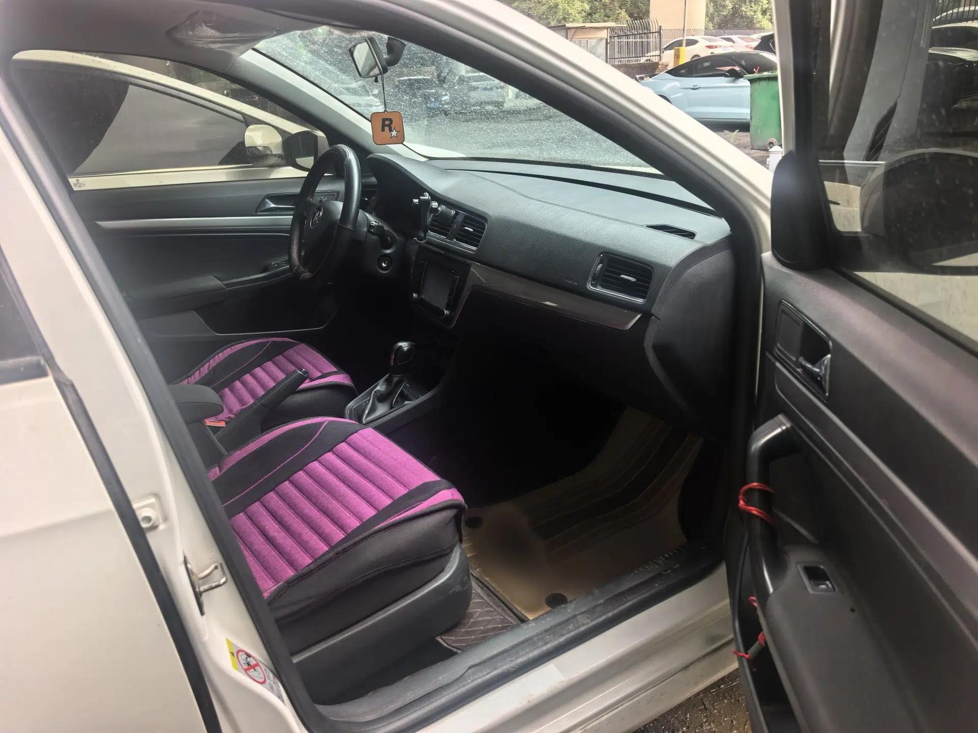 Volkswagen Gran Lavida 2015 1.6L Automatic Fashion Edition — миниатюра 21