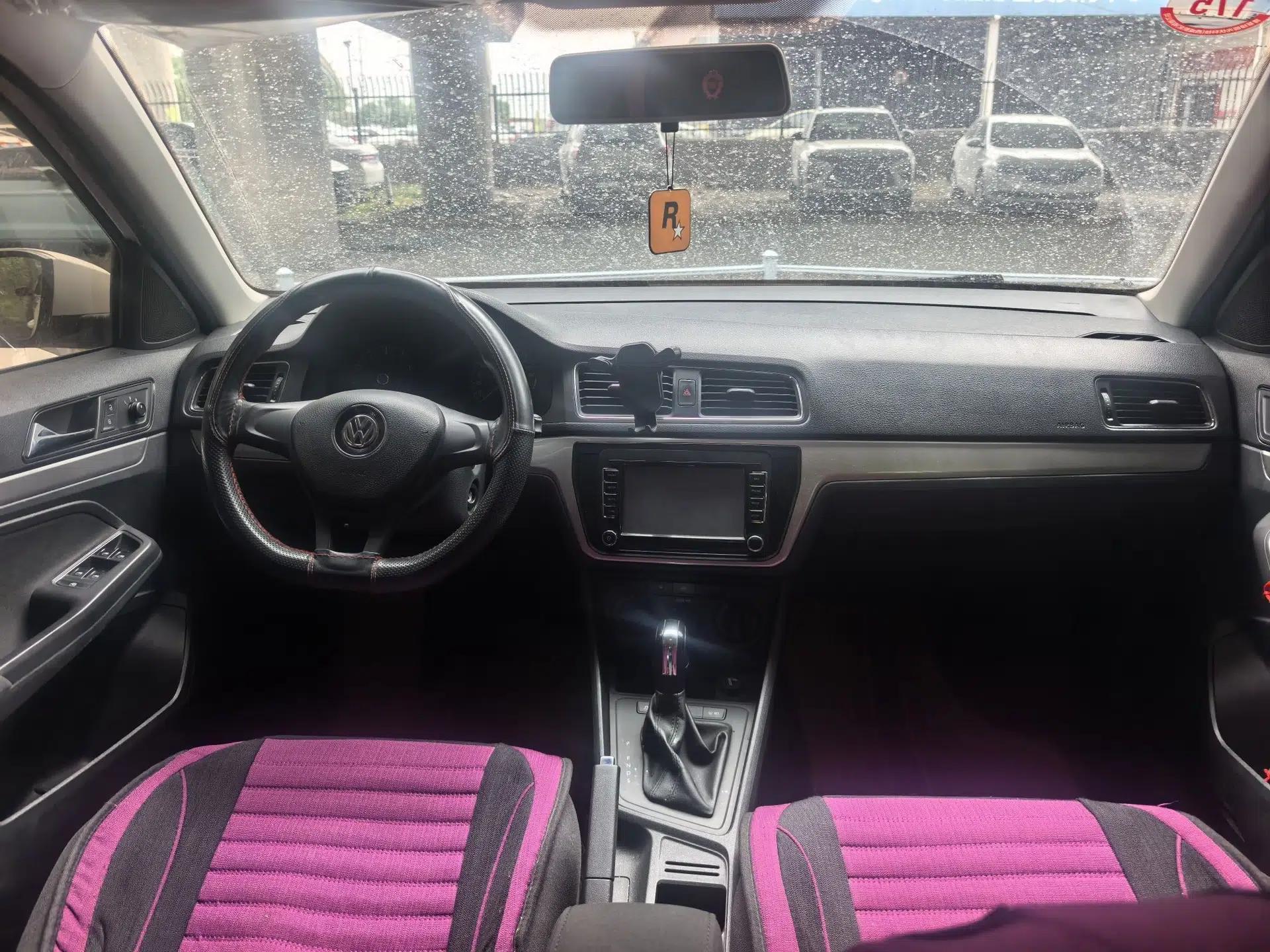 Volkswagen Gran Lavida 2015 1.6L Automatic Fashion Edition — миниатюра 22