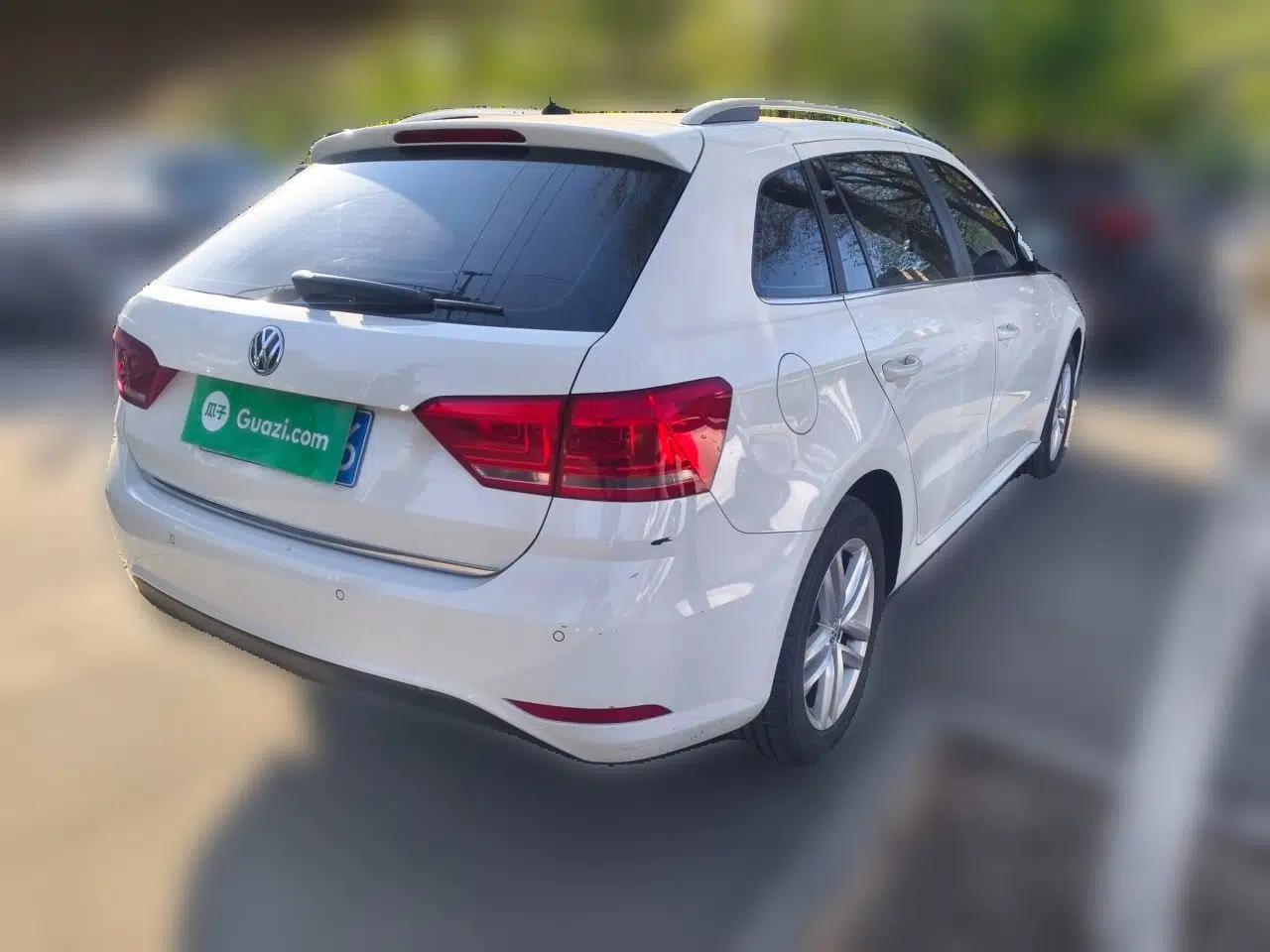 Volkswagen Gran Lavida 2017 1.6L Automatic Comfort Edition — миниатюра 6