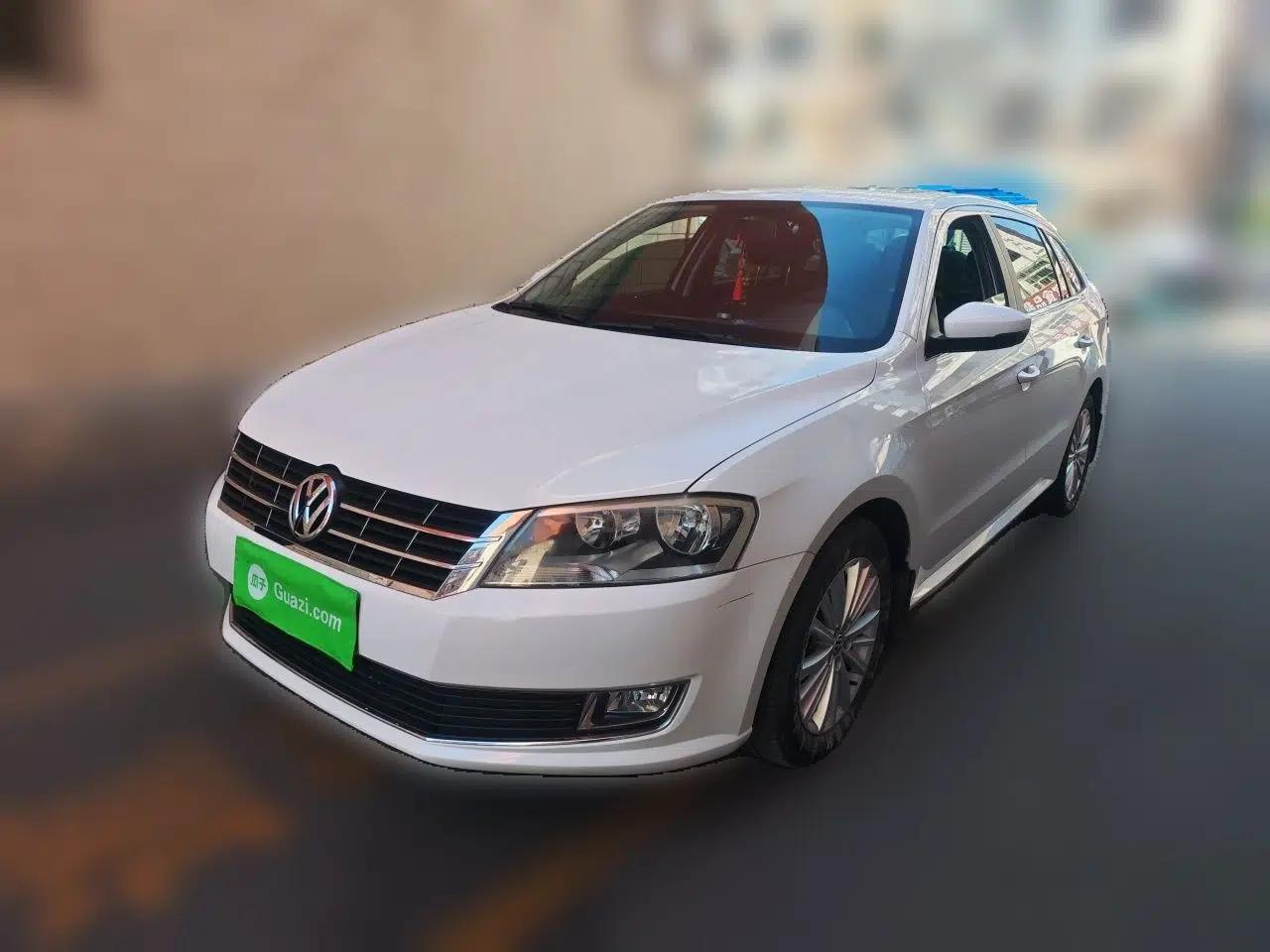 Volkswagen Gran Lavida 2013 1.6L Automatic Comfort Model — миниатюра 1