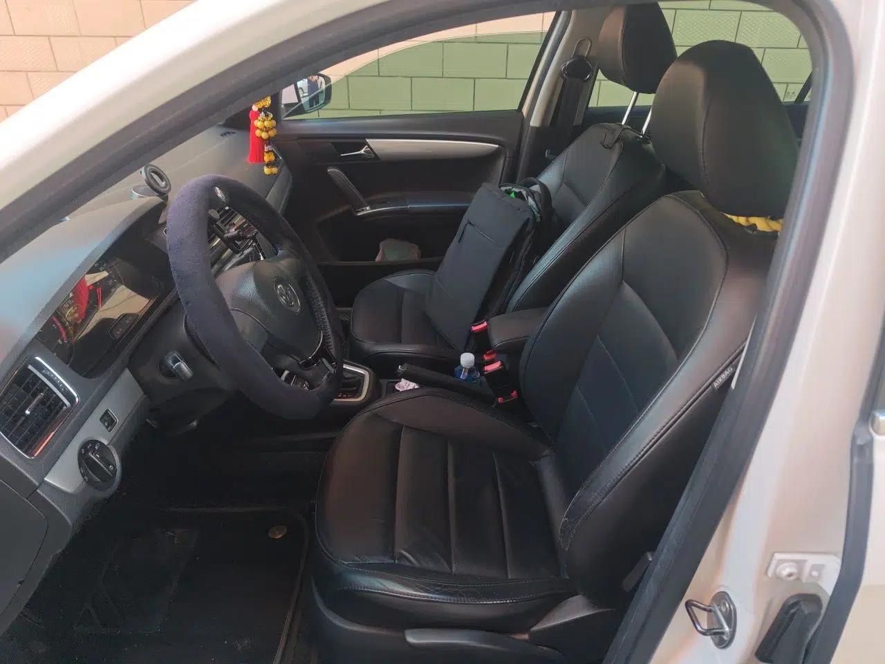 Volkswagen Gran Lavida 2013 1.6L Automatic Comfort Model — миниатюра 16