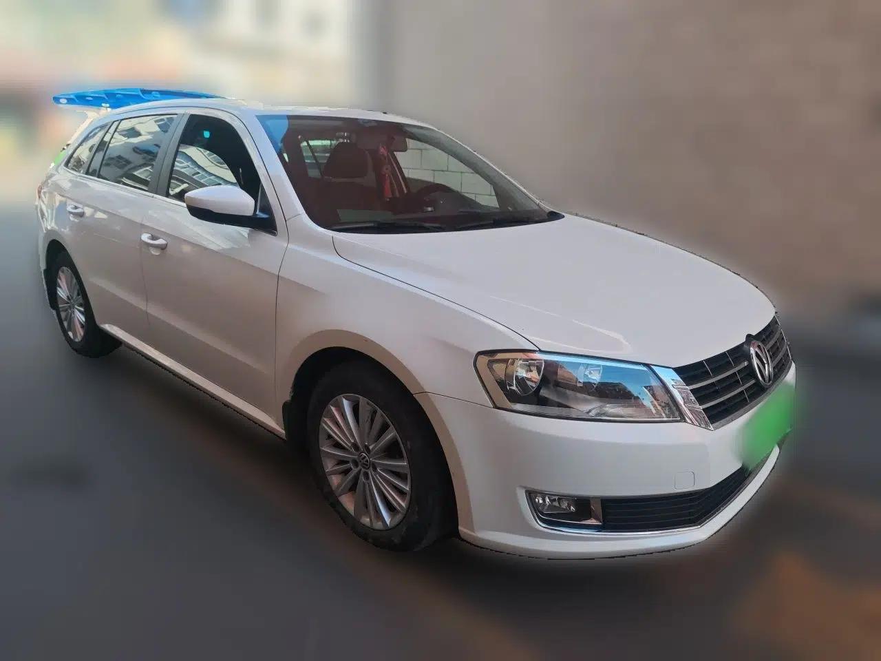 Volkswagen Gran Lavida 2013 1.6L Automatic Comfort Model — миниатюра 3