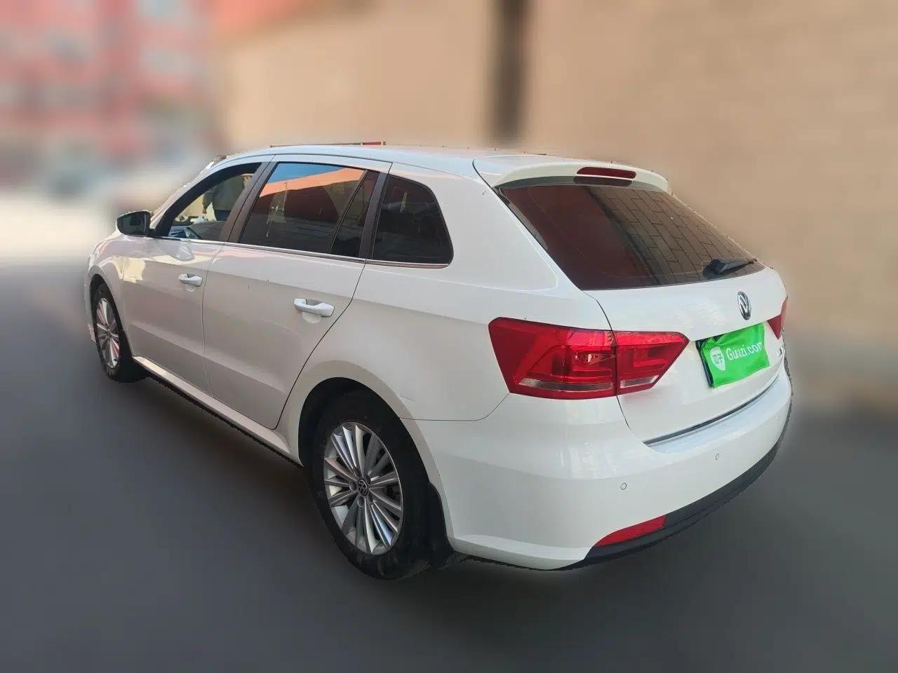 Volkswagen Gran Lavida 2013 1.6L Automatic Comfort Model — миниатюра 4