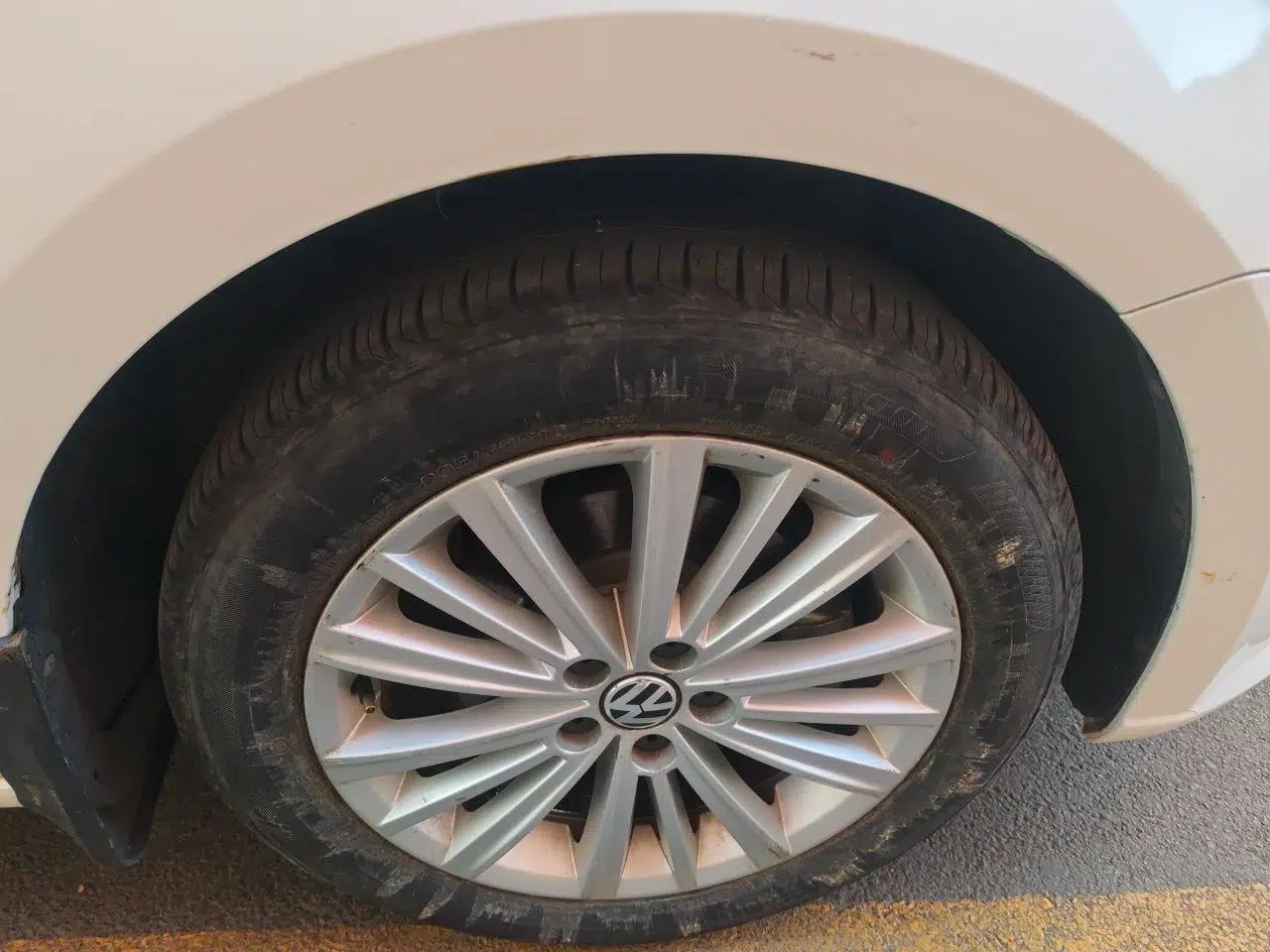 Volkswagen Gran Lavida 2013 1.6L Automatic Comfort Model — миниатюра 8