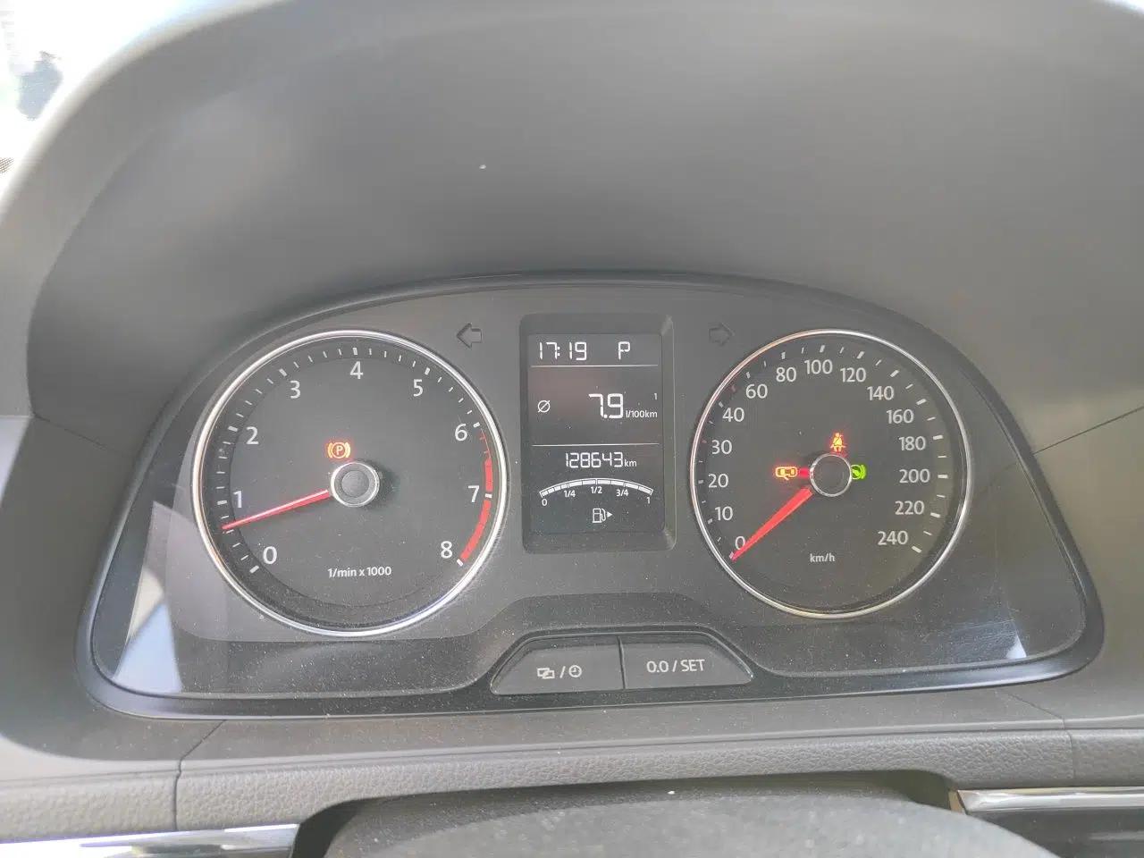Volkswagen Gran Lavida 2013 1.4 TSI Automatic Luxury Model — миниатюра 12
