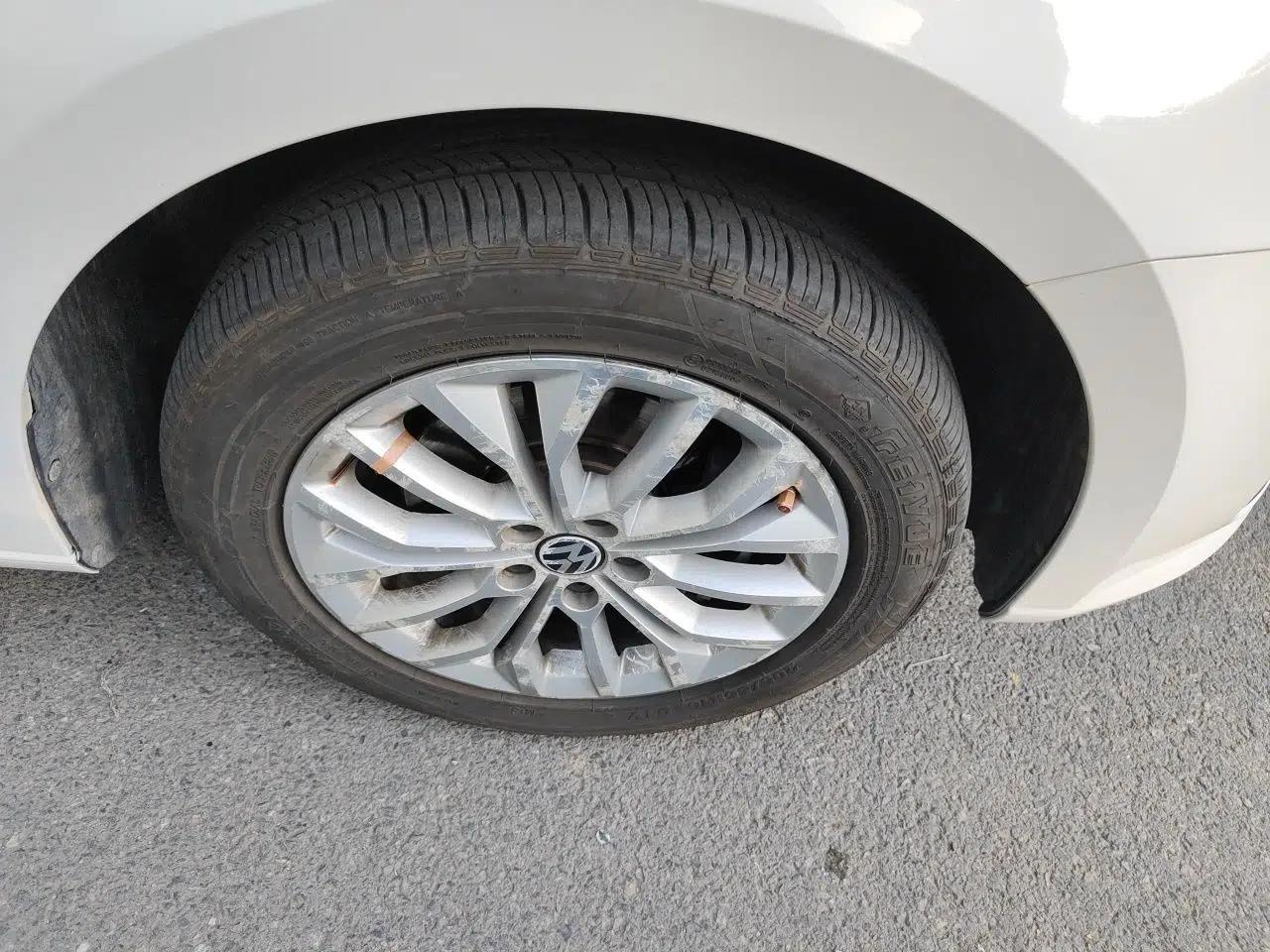 Volkswagen Gran Lavida 2013 1.4 TSI Automatic Luxury Model — миниатюра 8