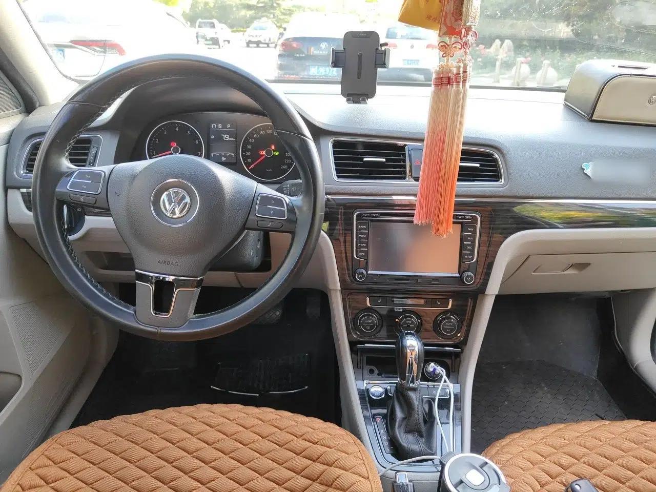 Volkswagen Gran Lavida 2013 1.4 TSI Automatic Luxury Model — миниатюра 10