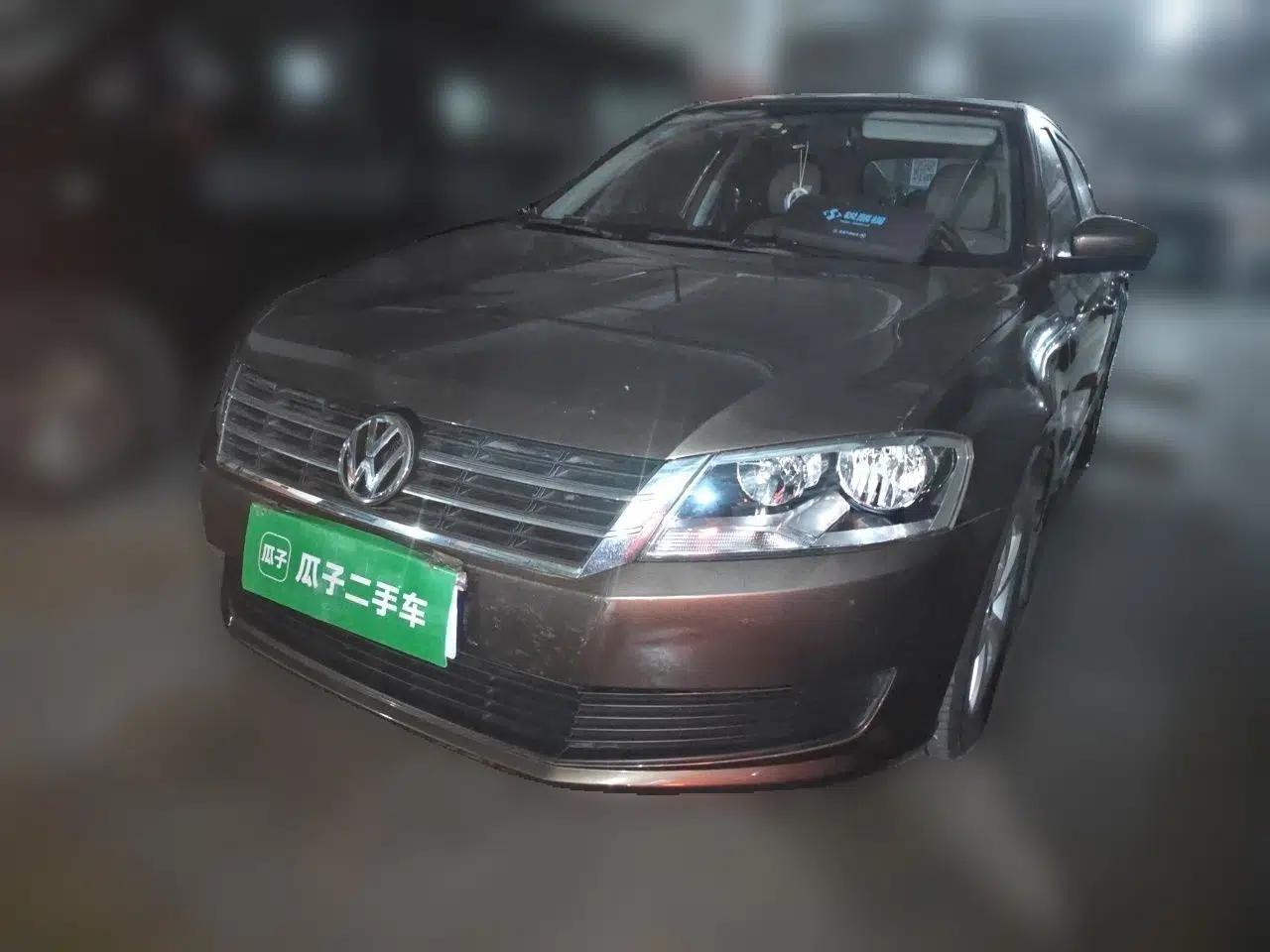 Volkswagen Gran Lavida 2013 1.6L Manual Fashion Model — миниатюра 1